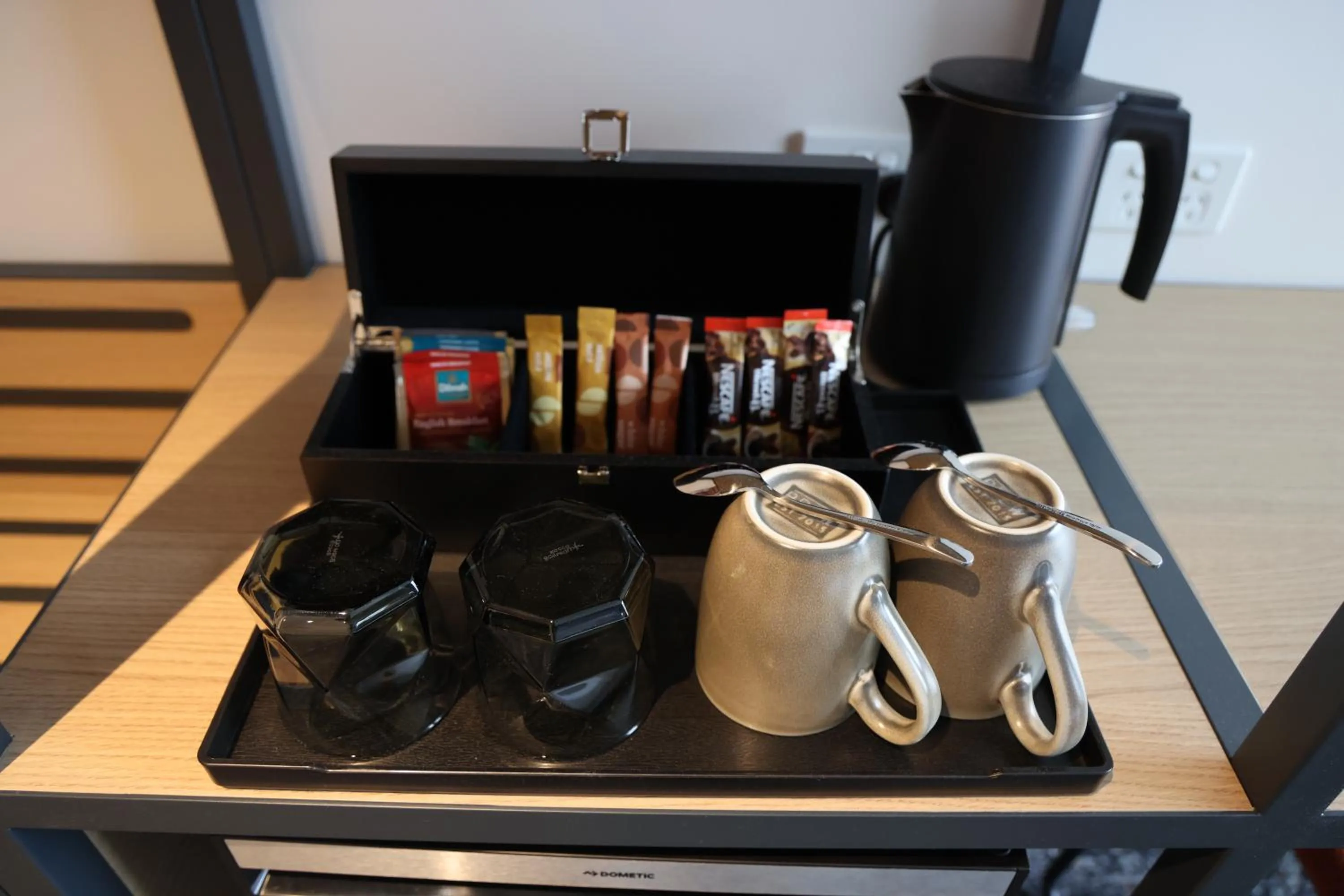 Coffee/tea facilities in ibis Styles Melbourne Airport