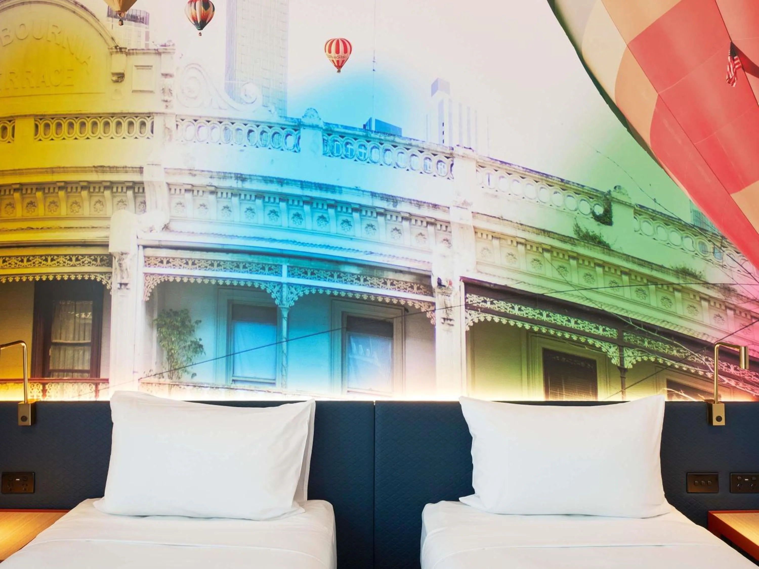 Bedroom in ibis Styles Melbourne Airport