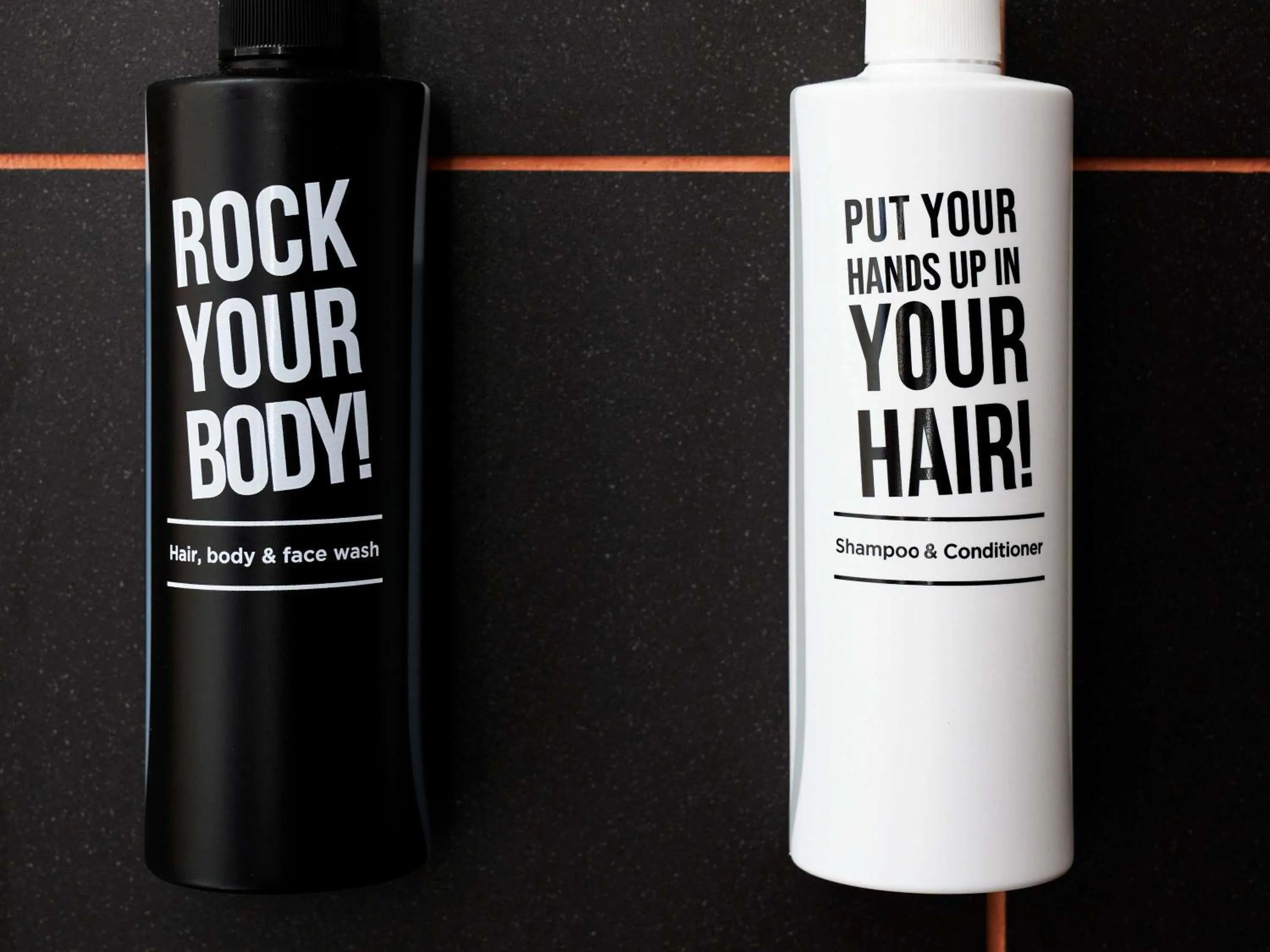 Bedroom in ibis Styles Melbourne Airport