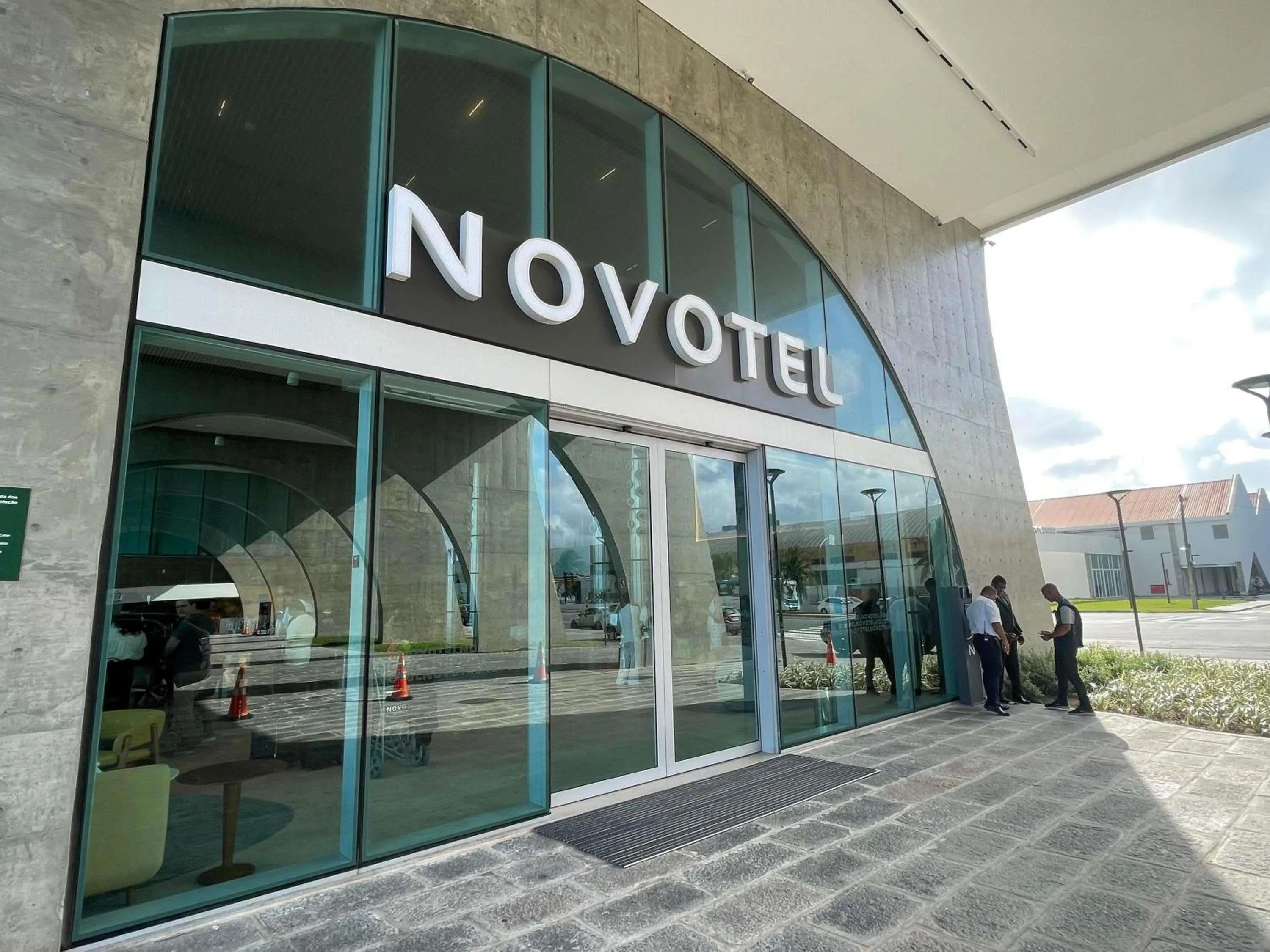 Property building in Novotel Recife Marina