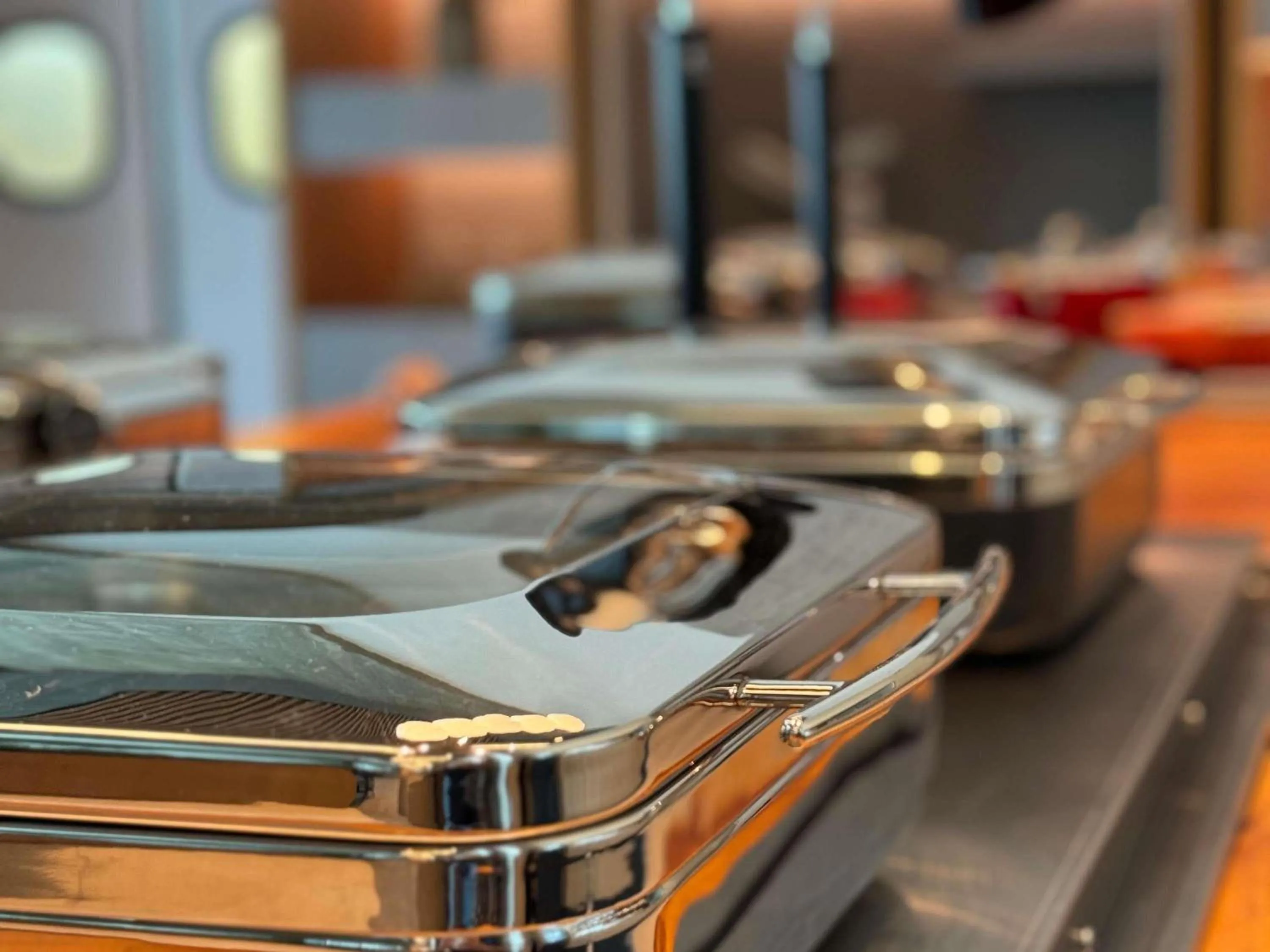 Restaurant/places to eat in Novotel Recife Marina