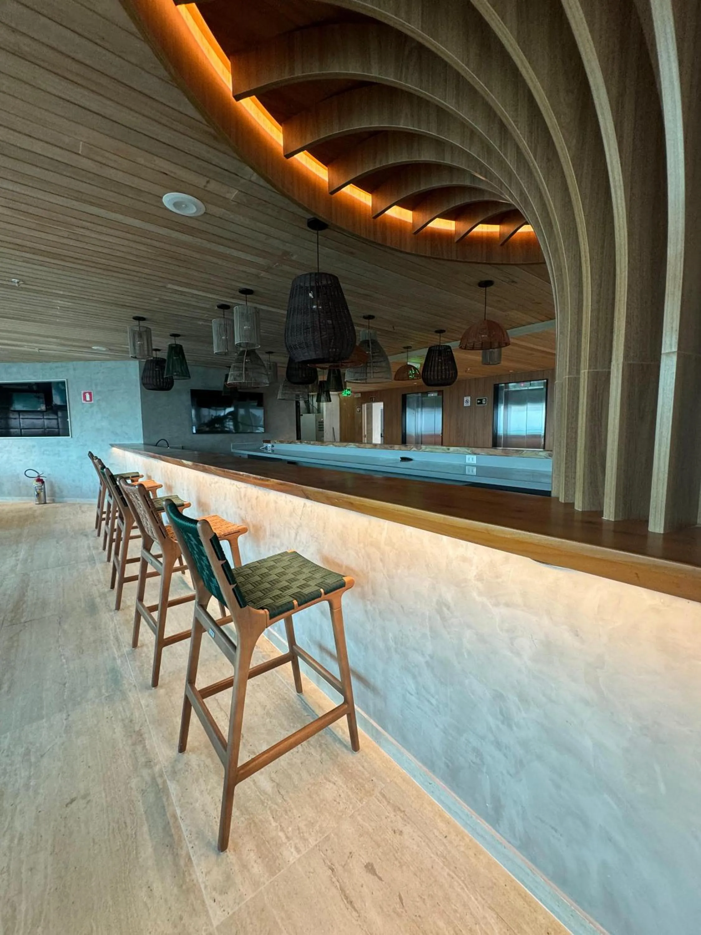 Restaurant/places to eat in Novotel Recife Marina