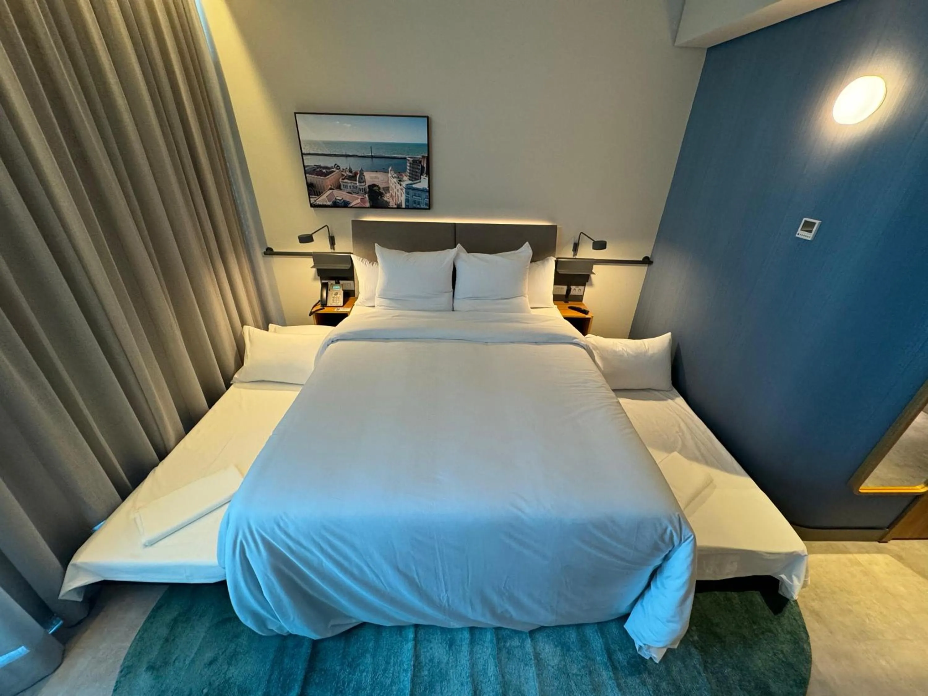 Bed in Novotel Recife Marina