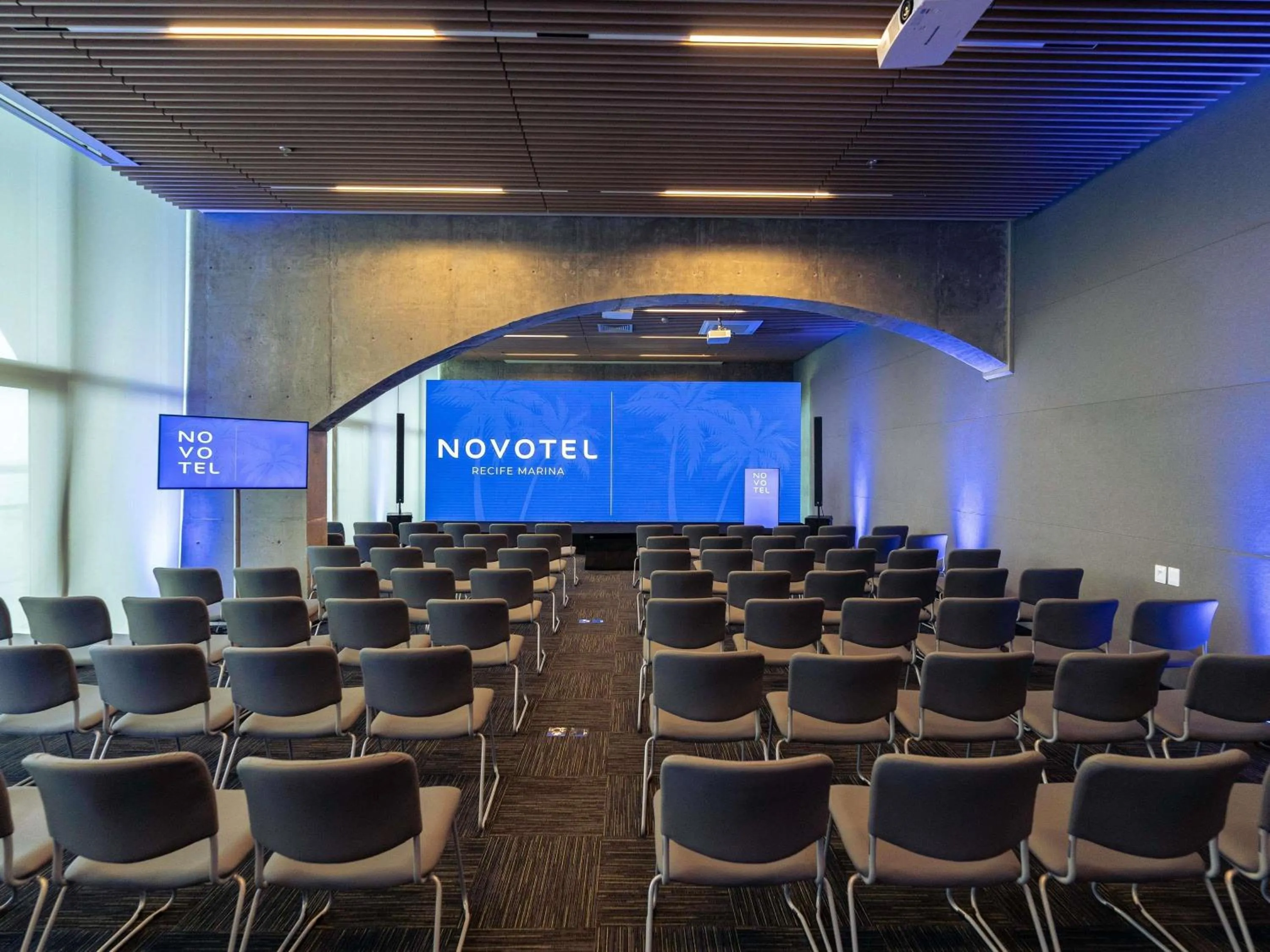 Meeting/conference room in Novotel Recife Marina
