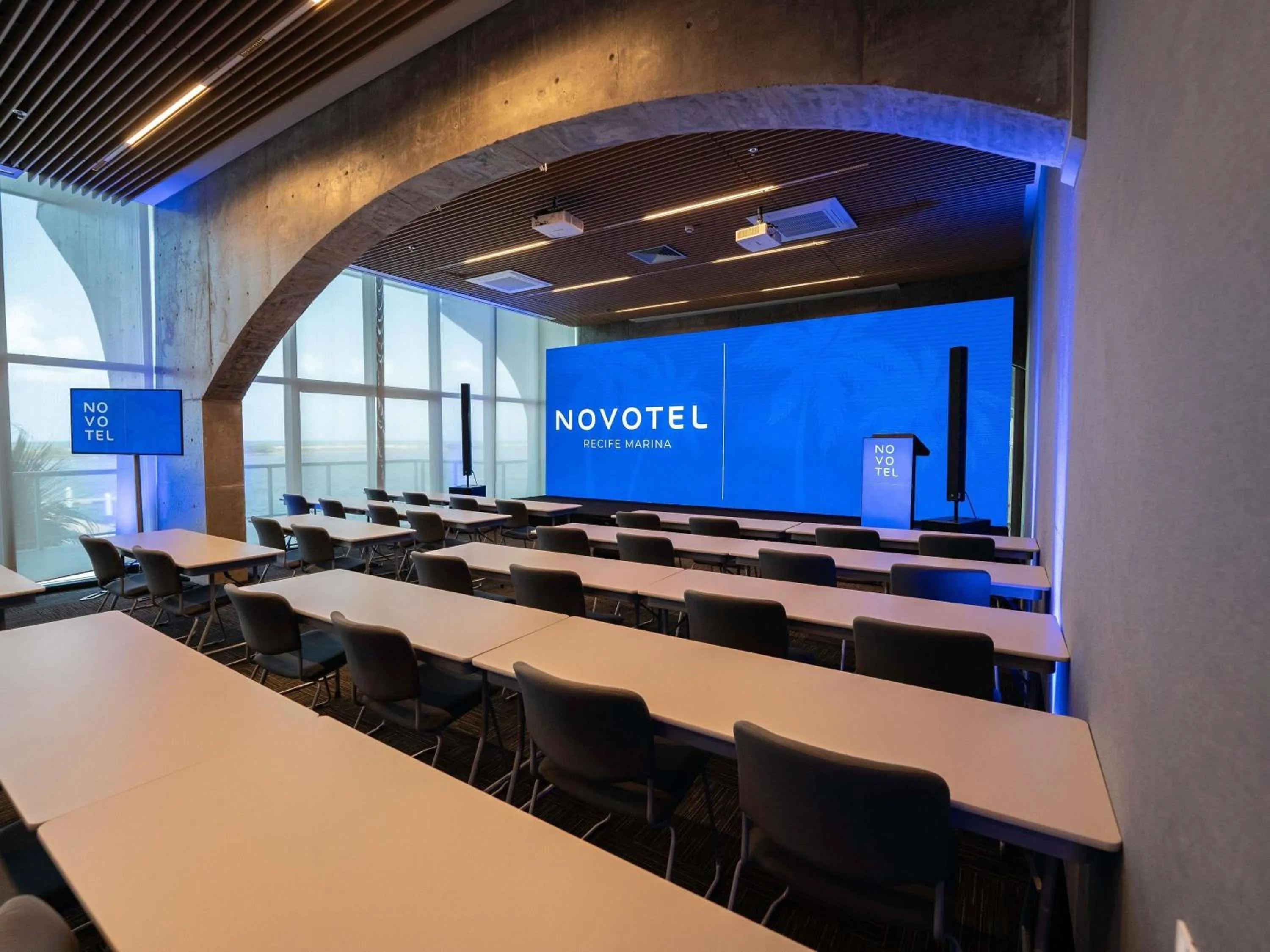 Meeting/conference room in Novotel Recife Marina