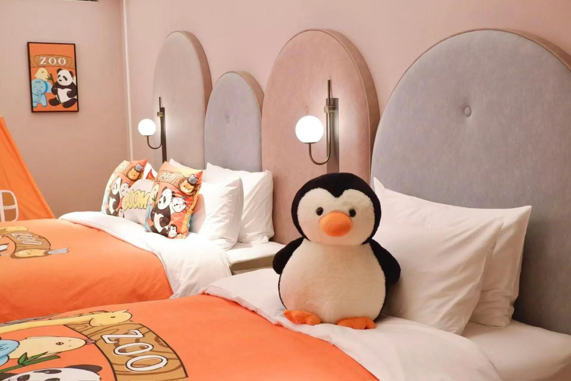 Photo of the whole room, Bed in Mercure Yiwu International Trade City