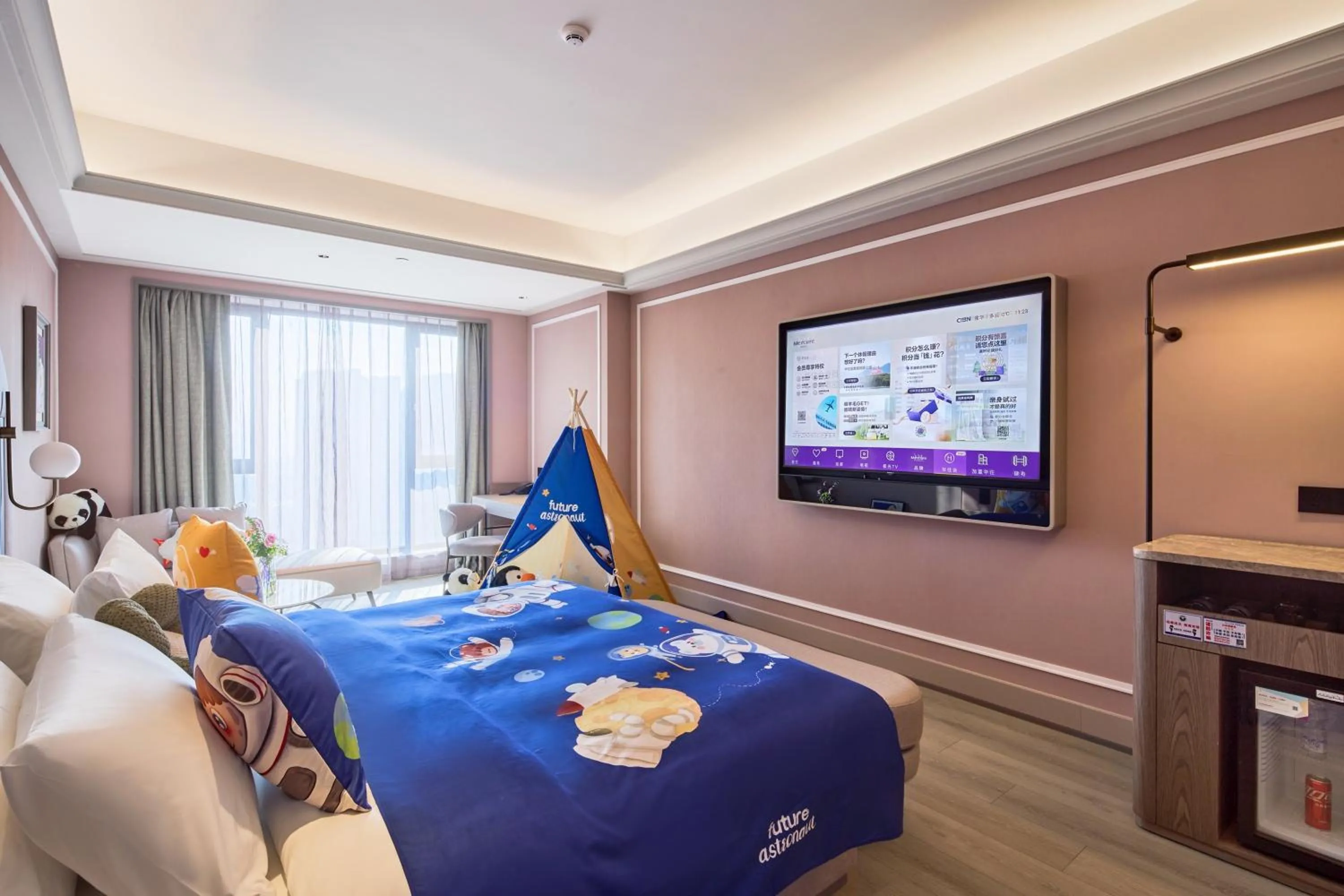 Bed in Mercure Yiwu International Trade City