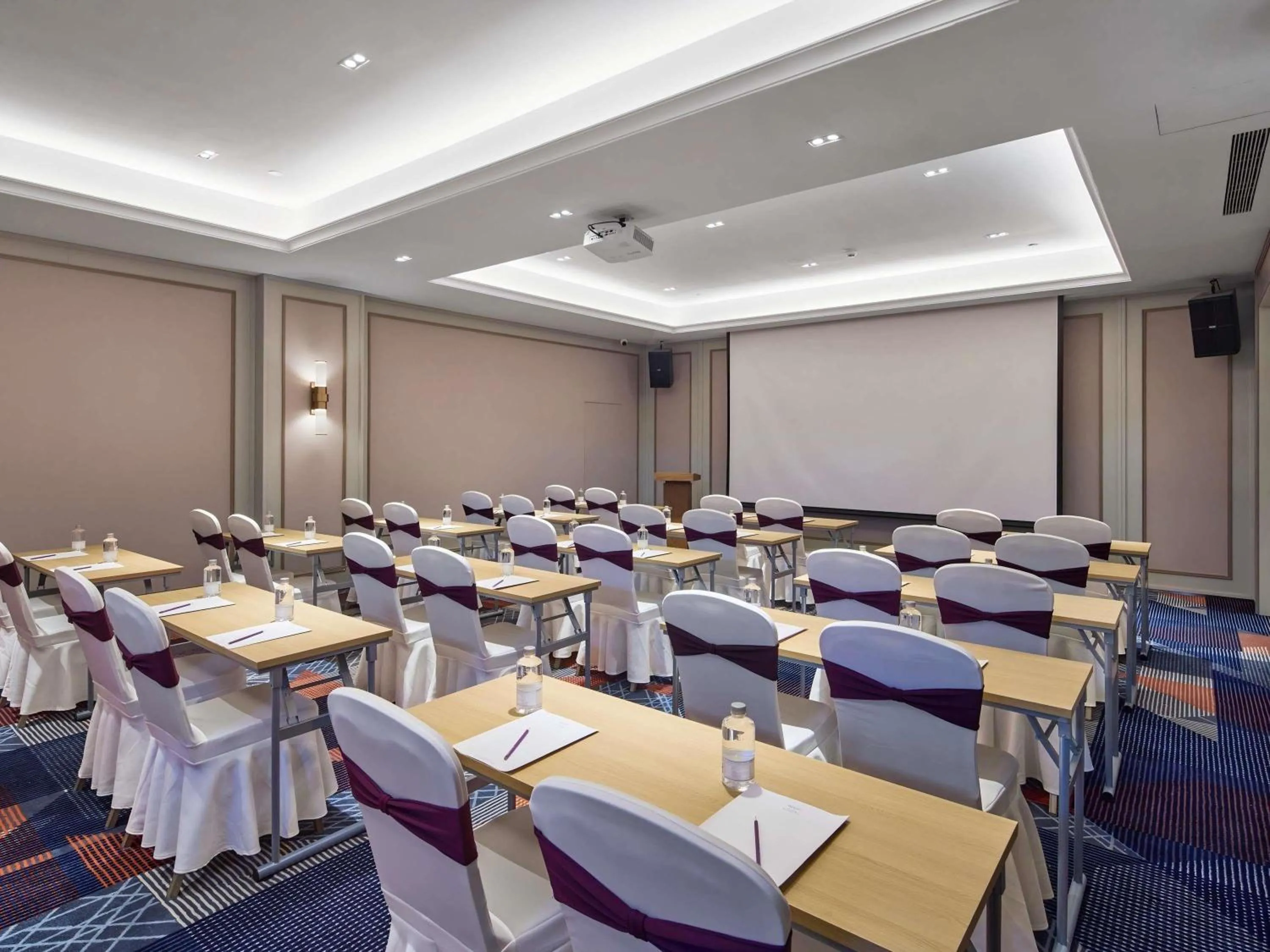 Meeting/conference room in Mercure Yiwu International Trade City