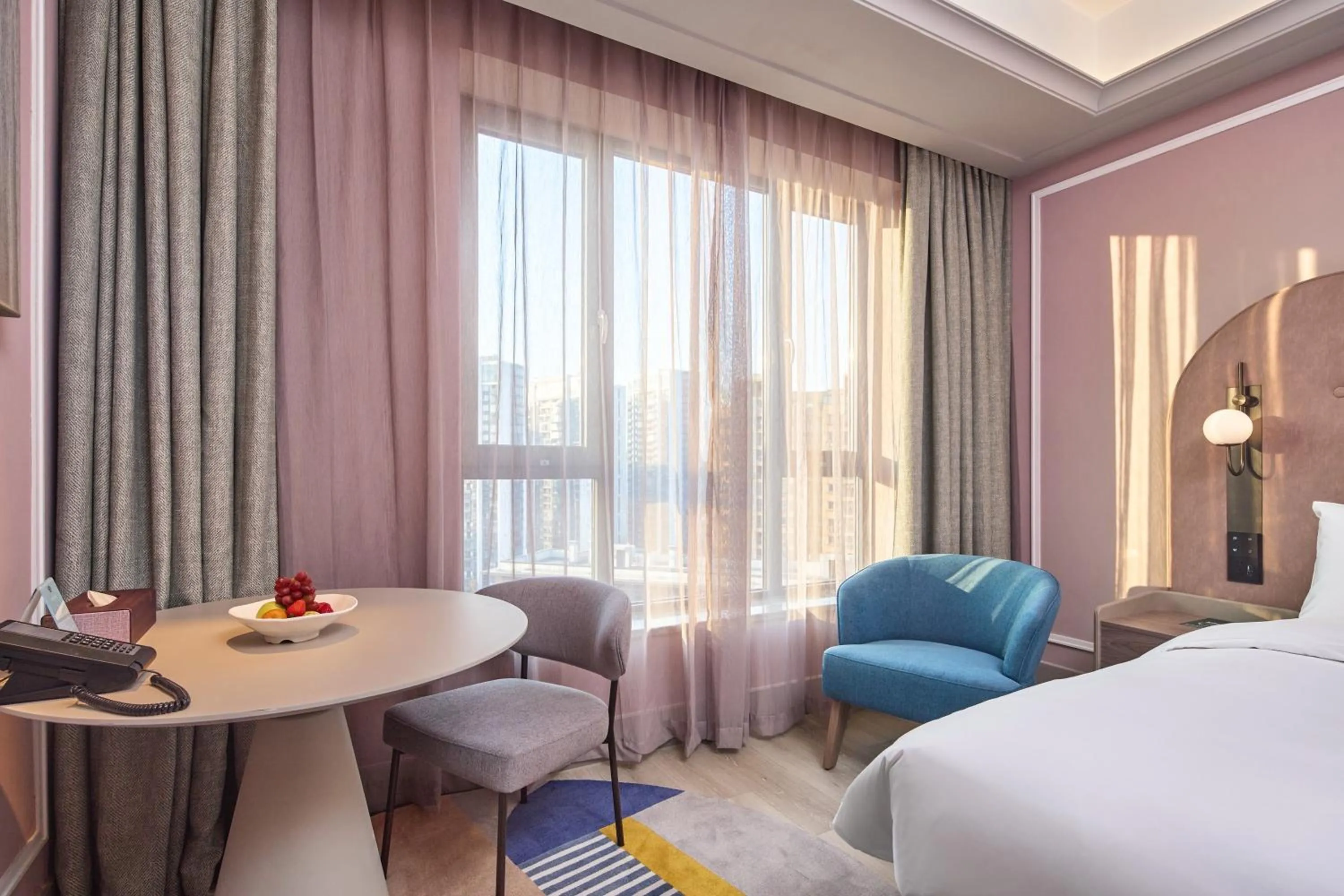 View (from property/room), Bed in Mercure Yiwu International Trade City