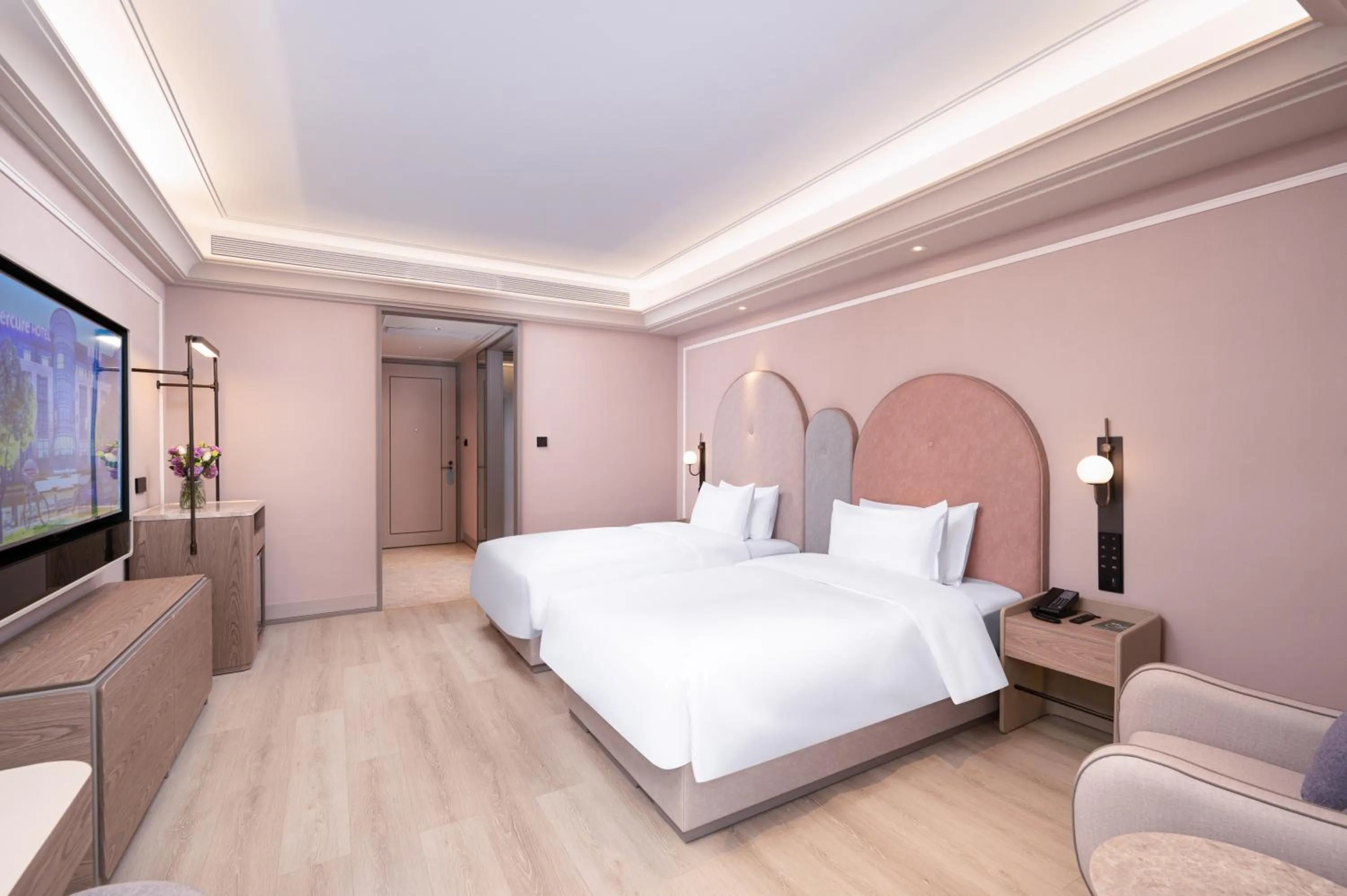 Mercure Yixing Wanda Plaza