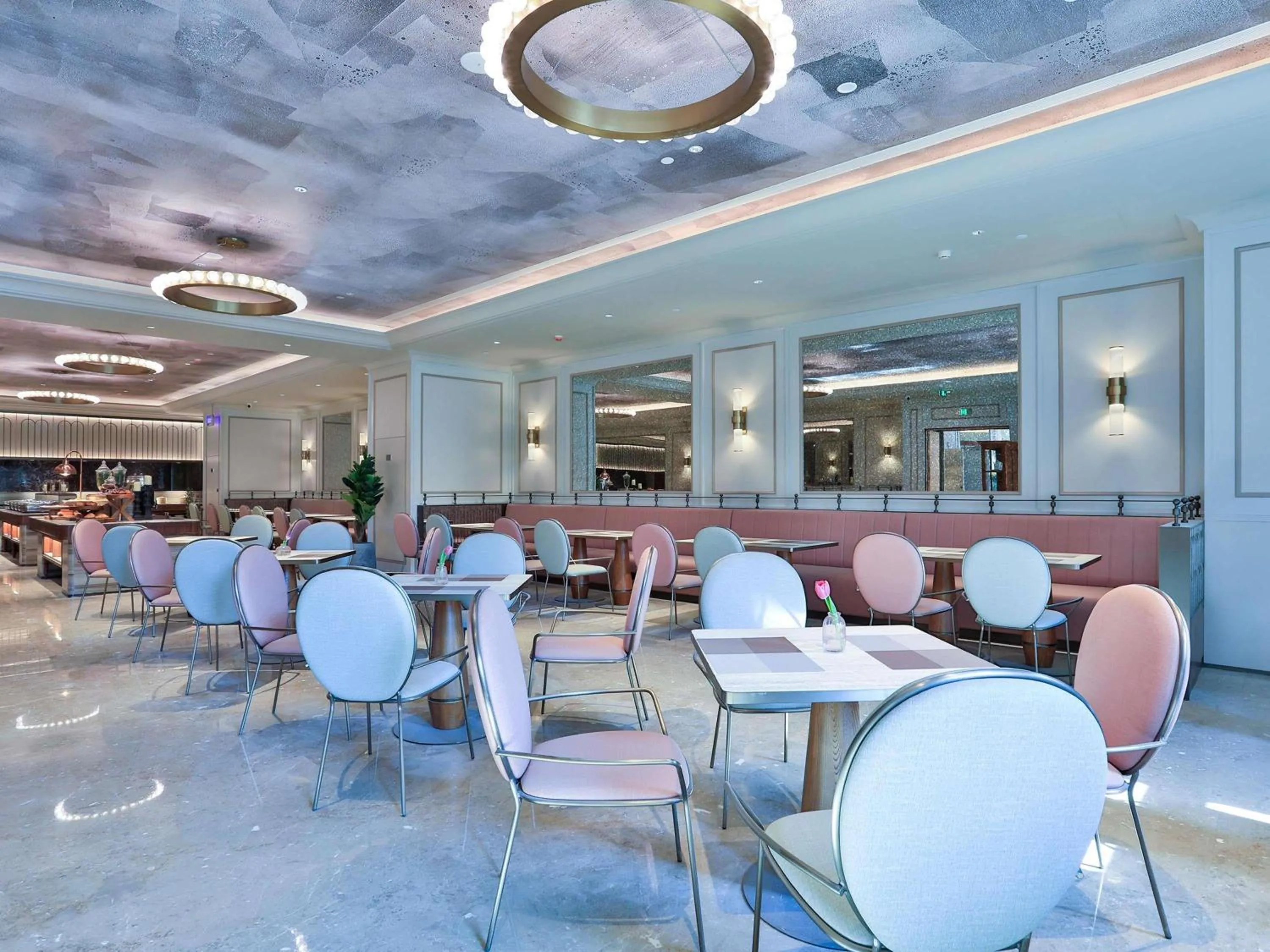 Restaurant/places to eat in Mercure Hangzhou Xixi Zijingang