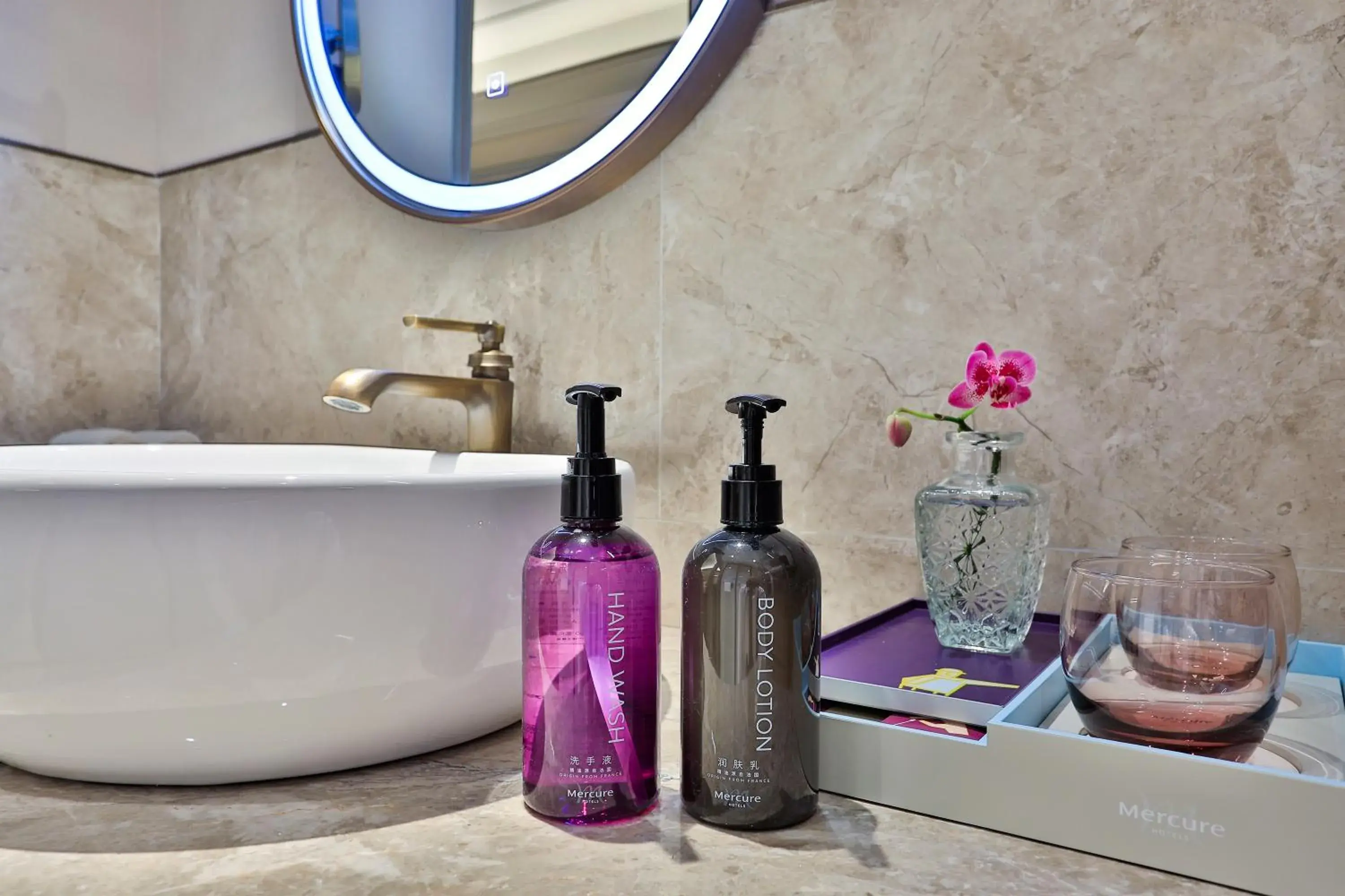 Standard Twin Room in Mercure Hangzhou Xixi Zijingang Standard Twin Room in Mercure Hangzhou Xixi Zijingang