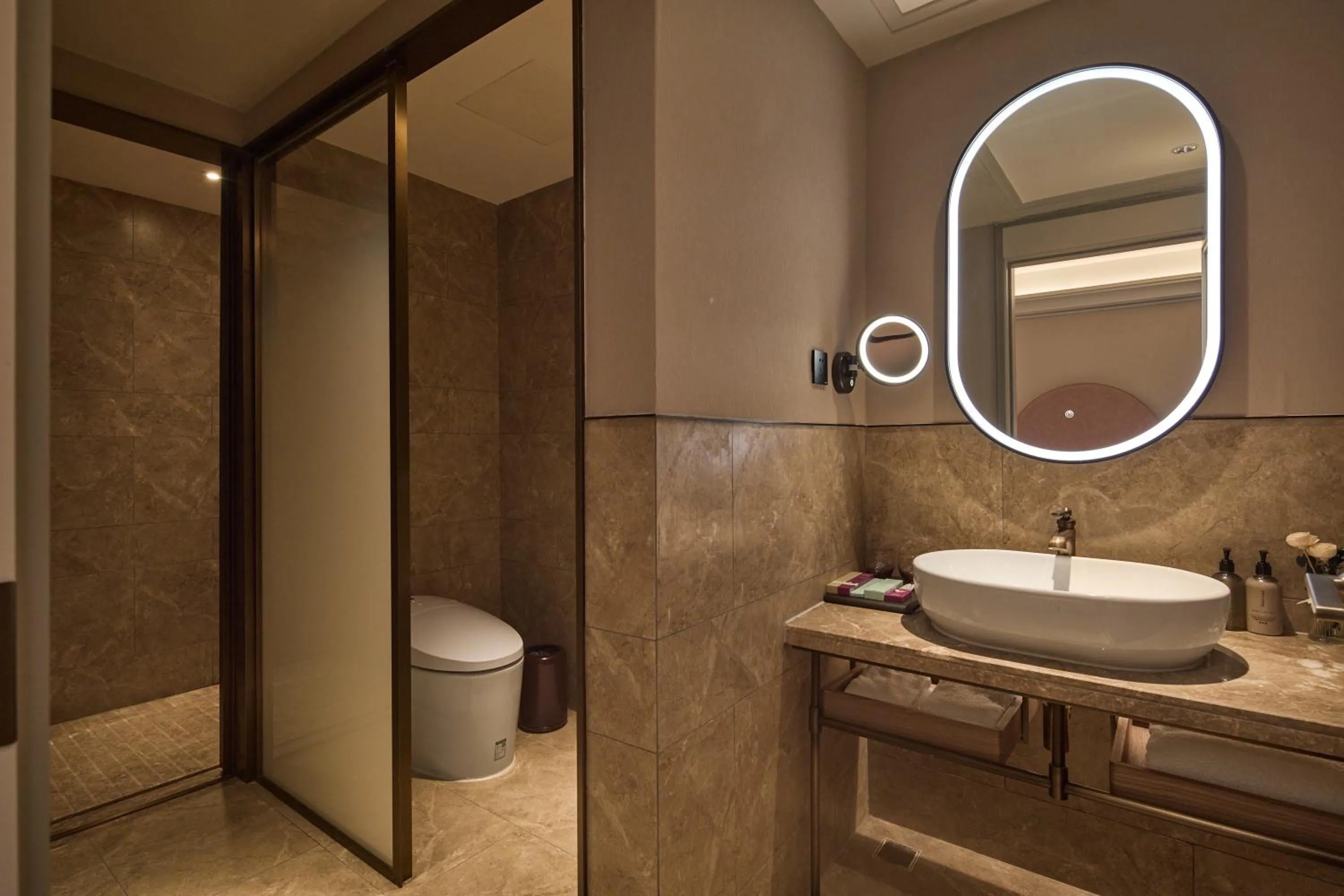 Shower in Mercure Xi'an History Museum