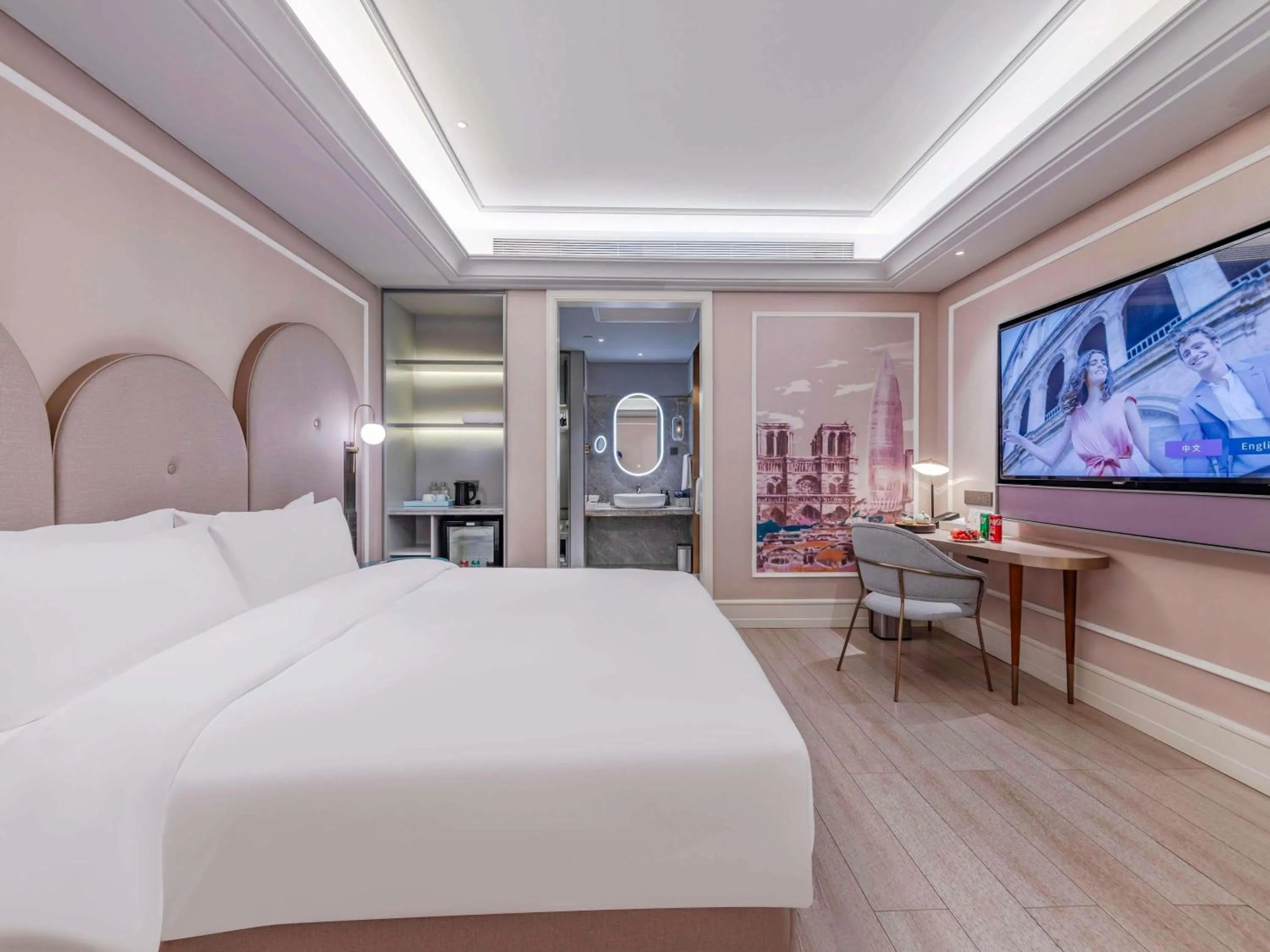 Bedroom, Bed in Mercure Shenzhen Nanshan