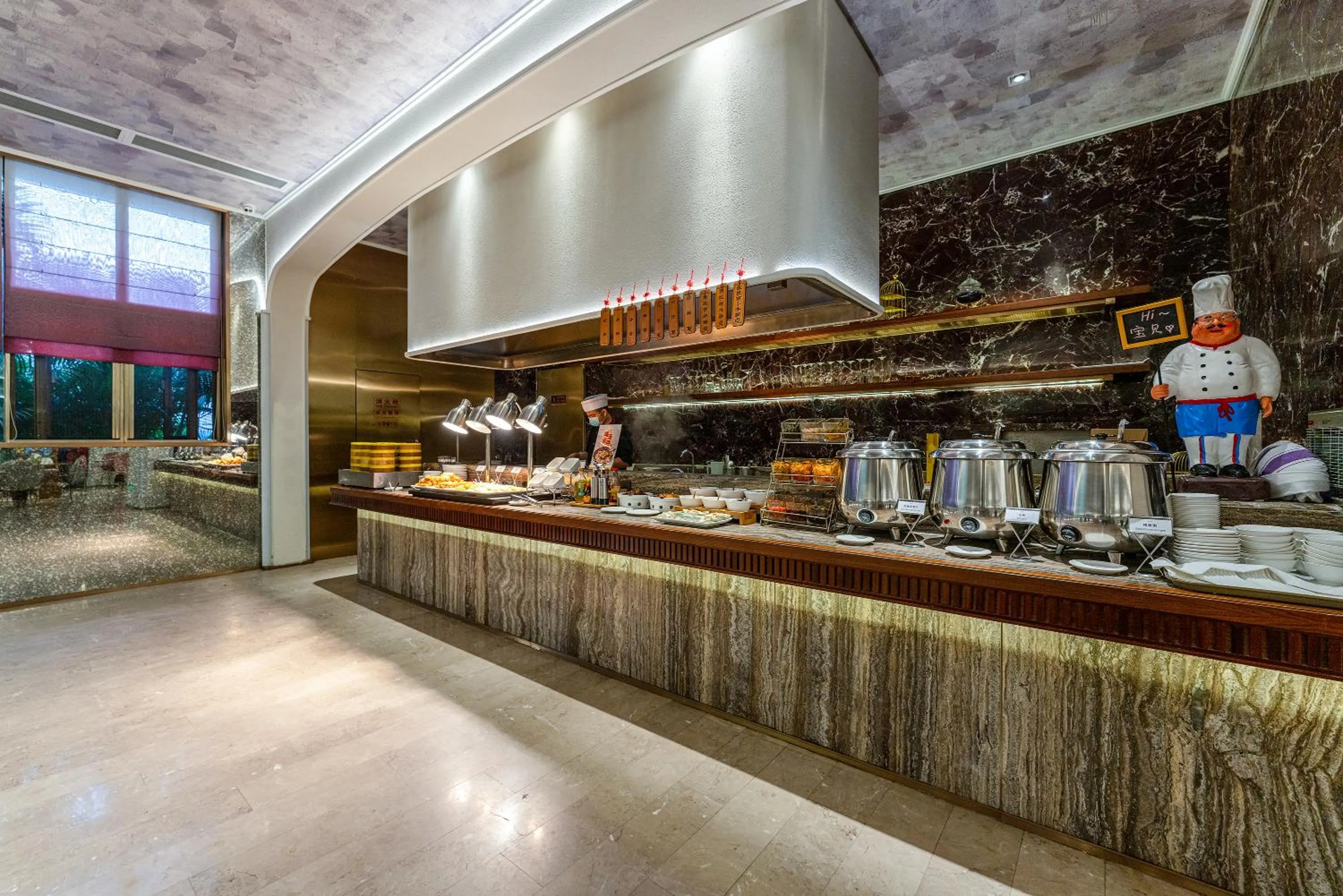 Restaurant/places to eat in Mercure Shenzhen Nanshan