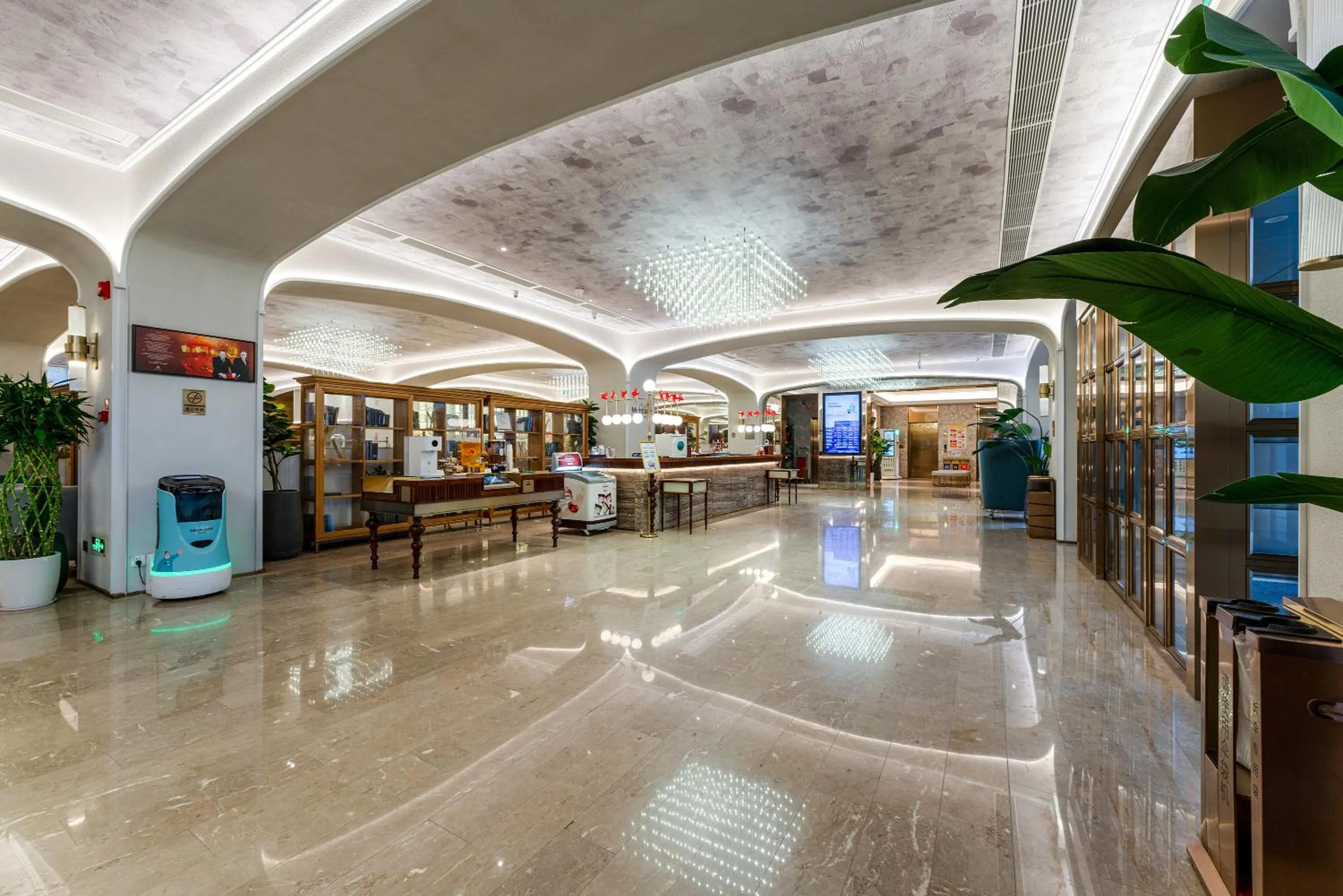 Lobby or reception in Mercure Shenzhen Nanshan