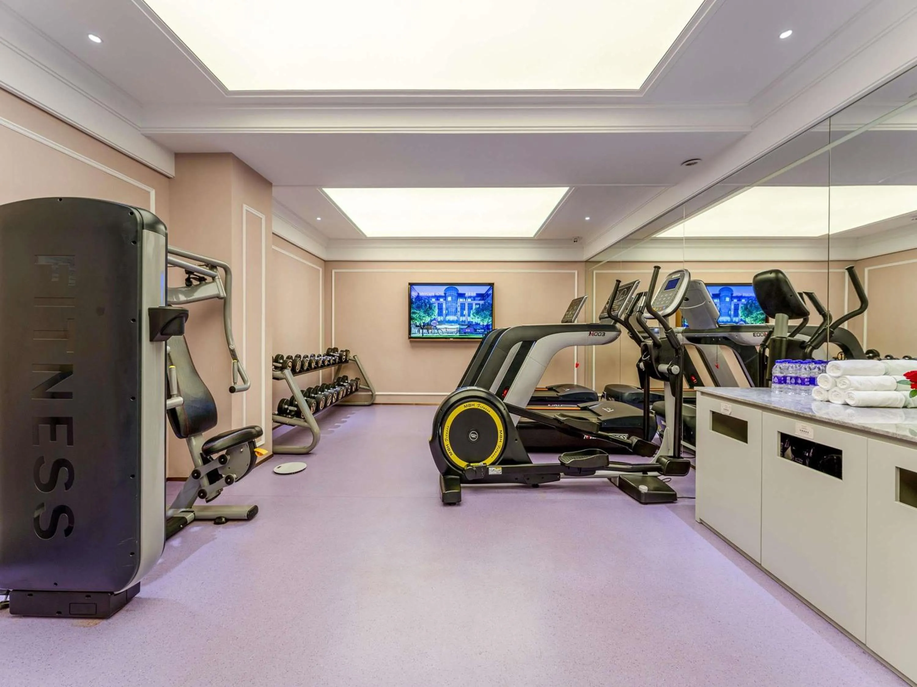 Fitness centre/facilities in Mercure Shenzhen Nanshan