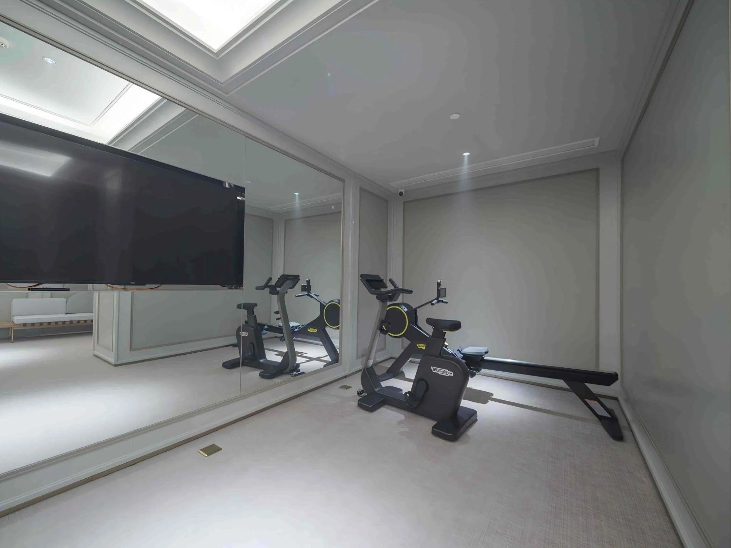 Fitness centre/facilities in Mercure Xi'an Stadium Hotel