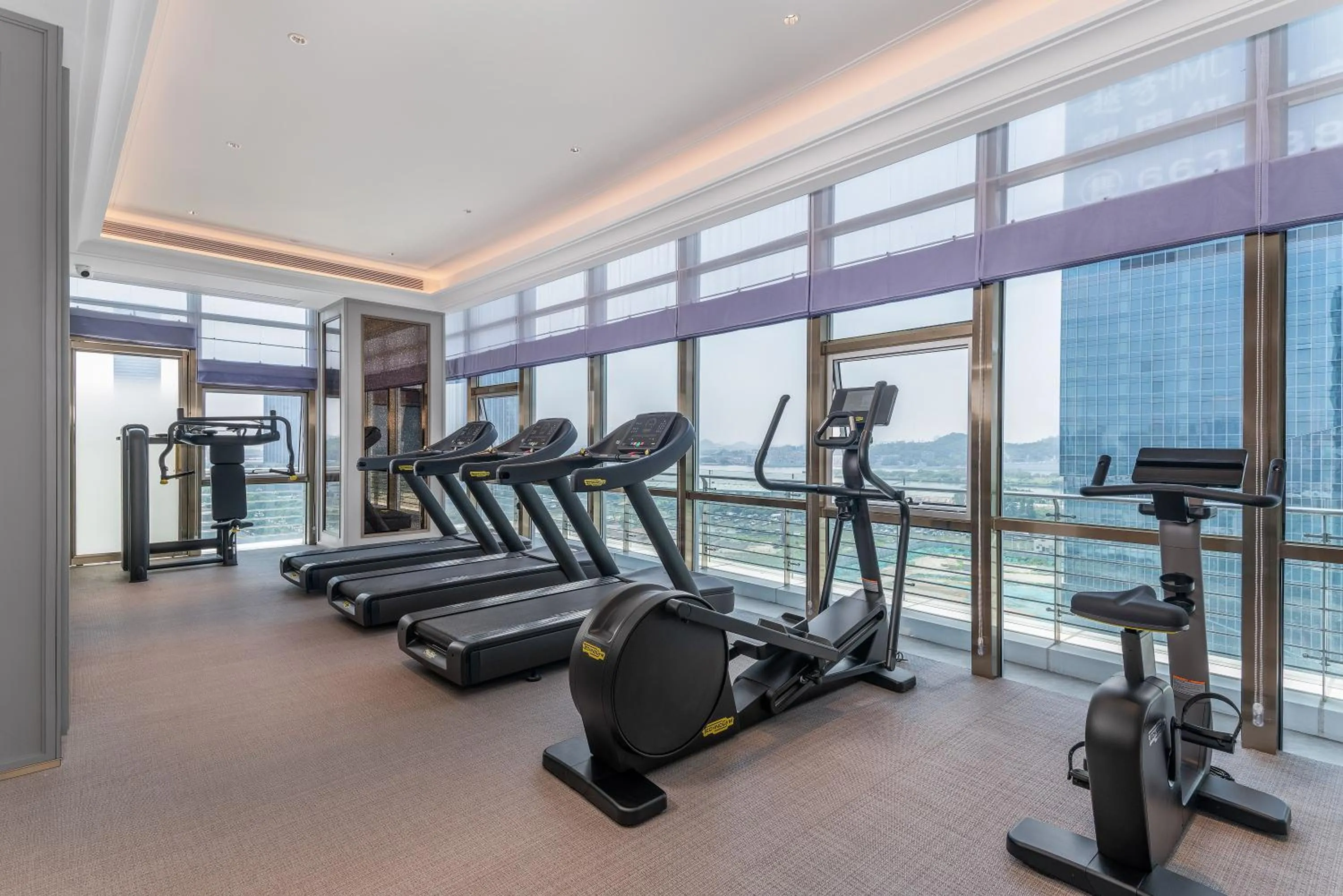 Fitness centre/facilities in Mercure Guangzhou Financial City