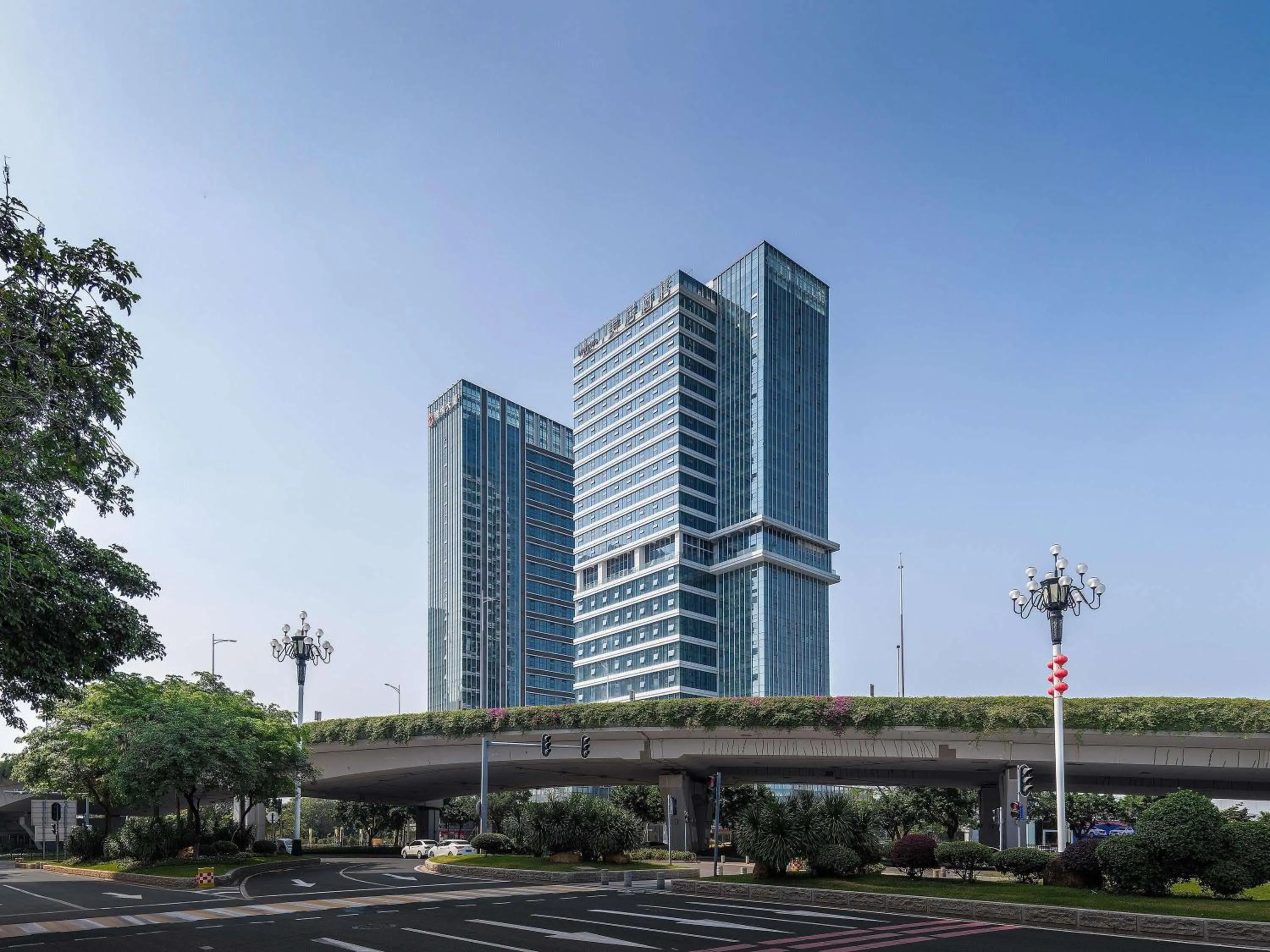 Property building in Mercure Guangzhou Financial City