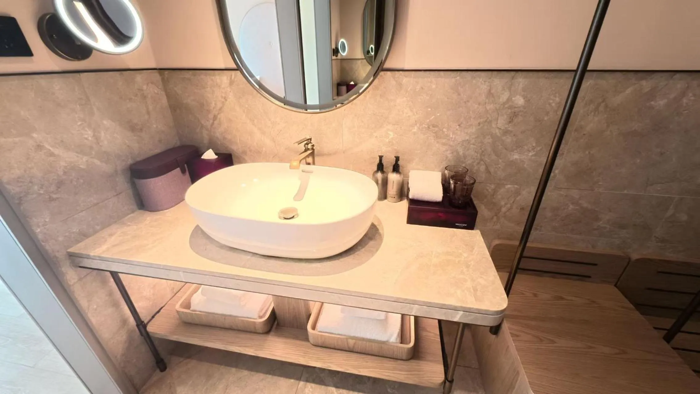 Photo of the whole room in Mercure Guangzhou Financial City