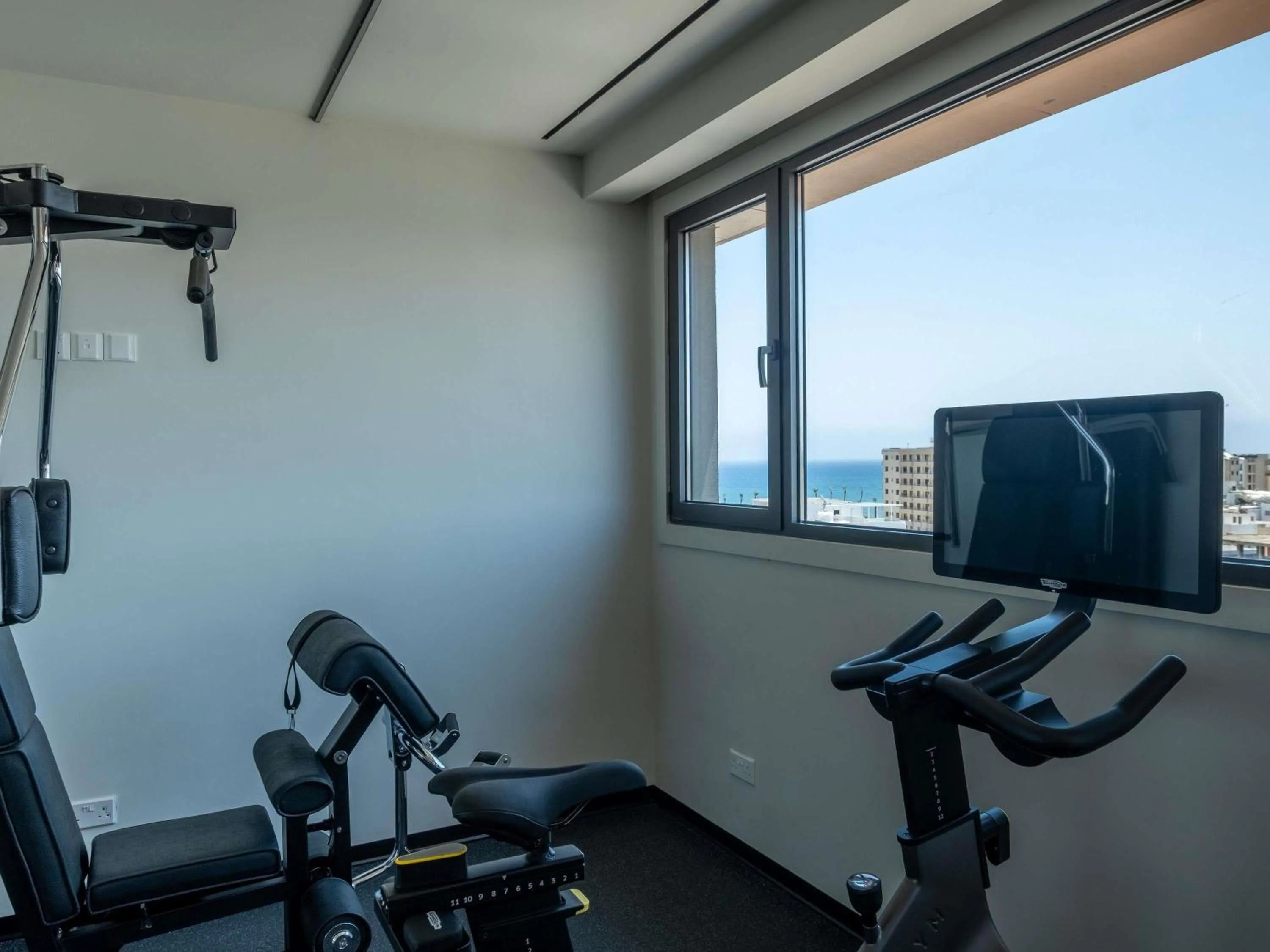 Fitness centre/facilities in Mercure Larnaca Finikoudes Beach