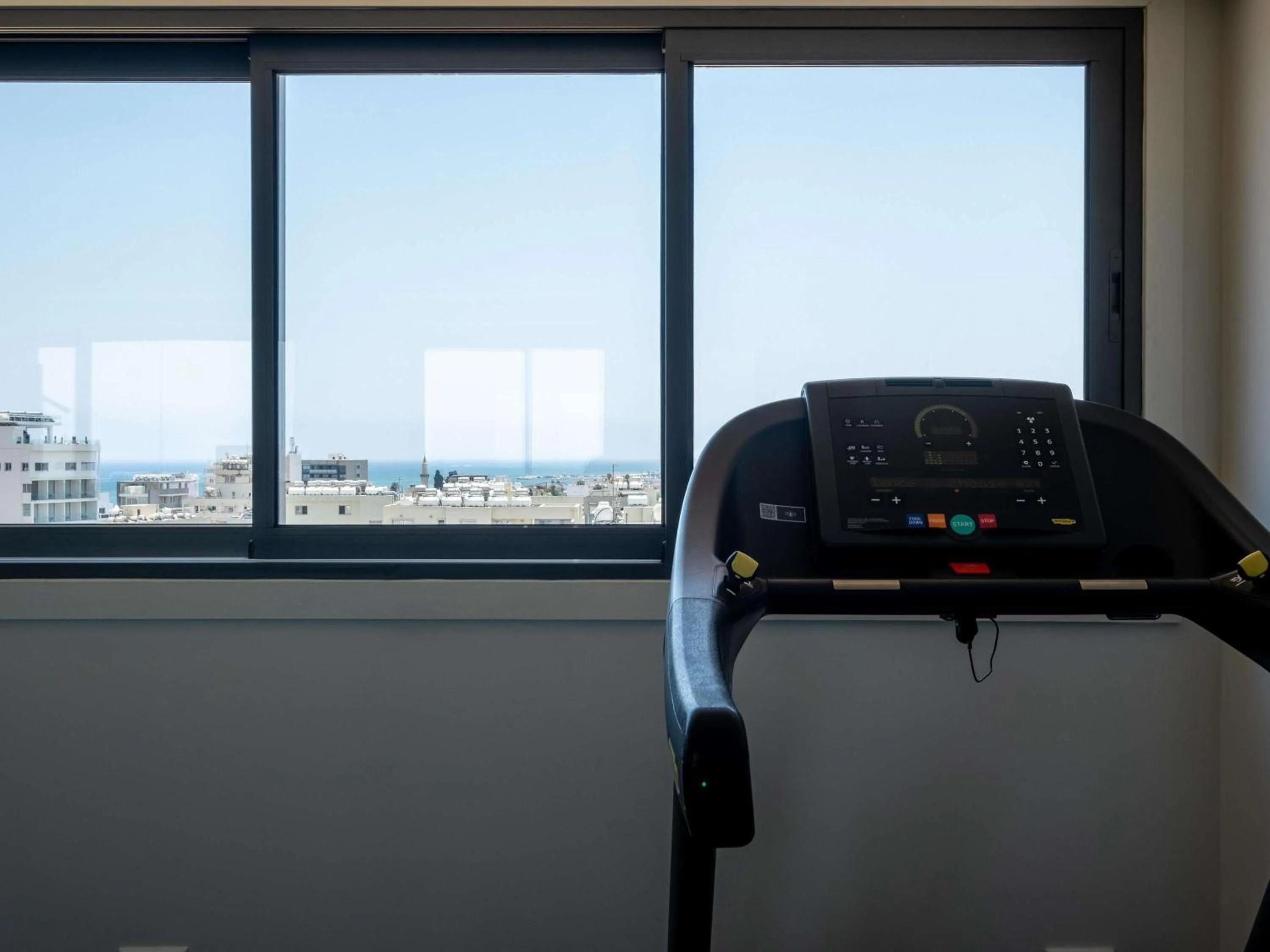 Fitness centre/facilities in Mercure Larnaca Finikoudes Beach