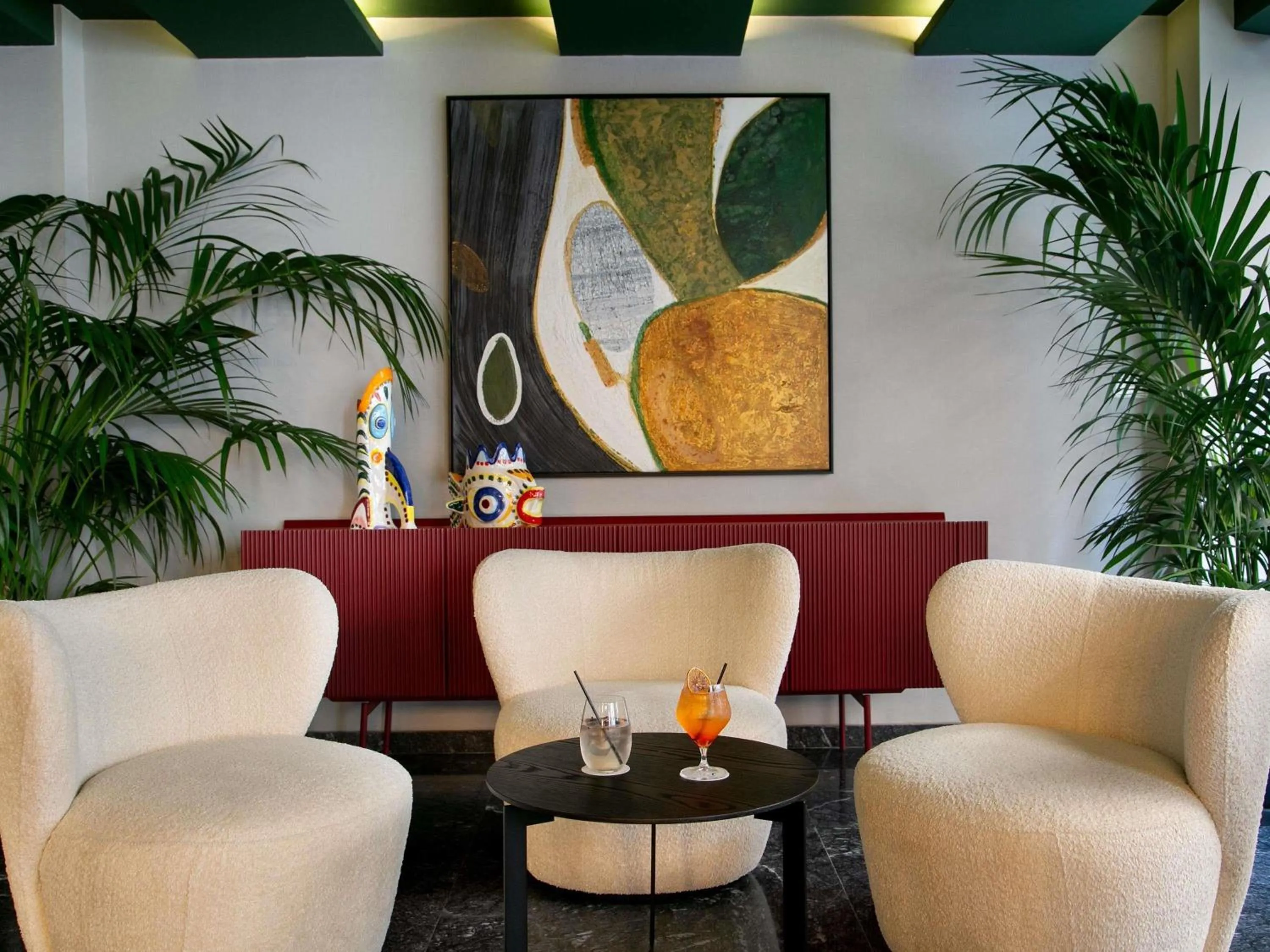 Property building in Mercure Larnaca Finikoudes Beach