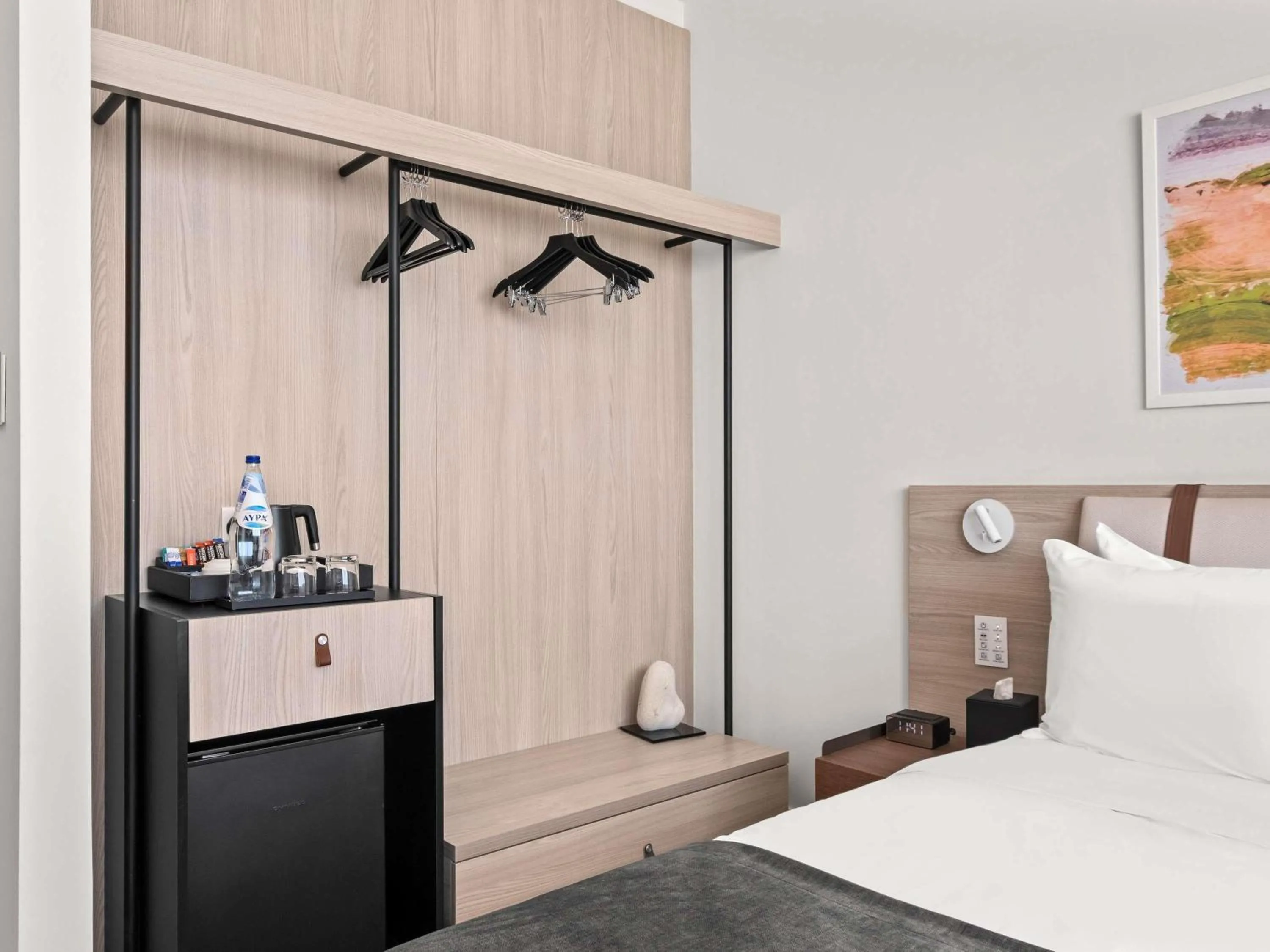 Bedroom, Bed in Mercure Larnaca Finikoudes Beach