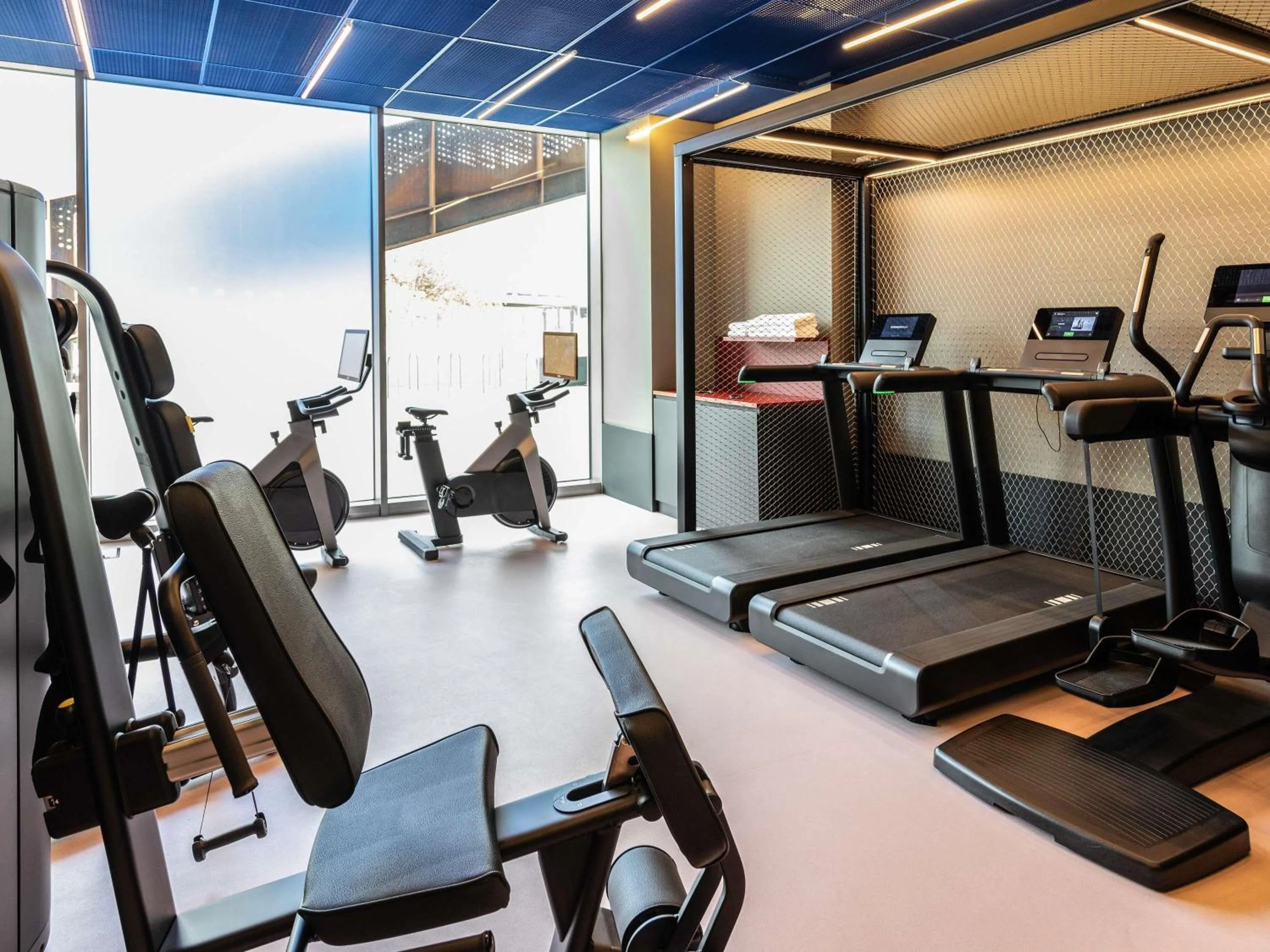 Sports in TRIBE Manchester Airport by Accor