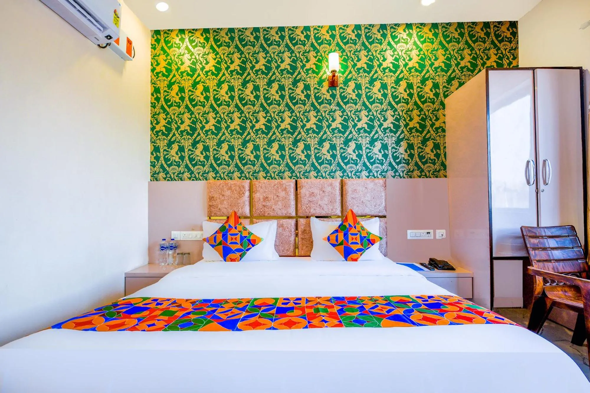 Bed in FabHotel Lohgarh Inn