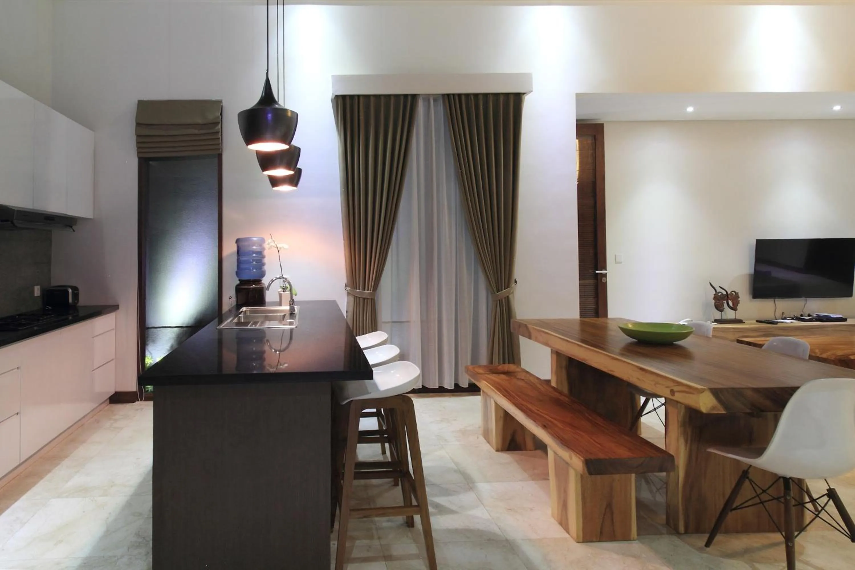 Dining area in Bale Mandala Villas