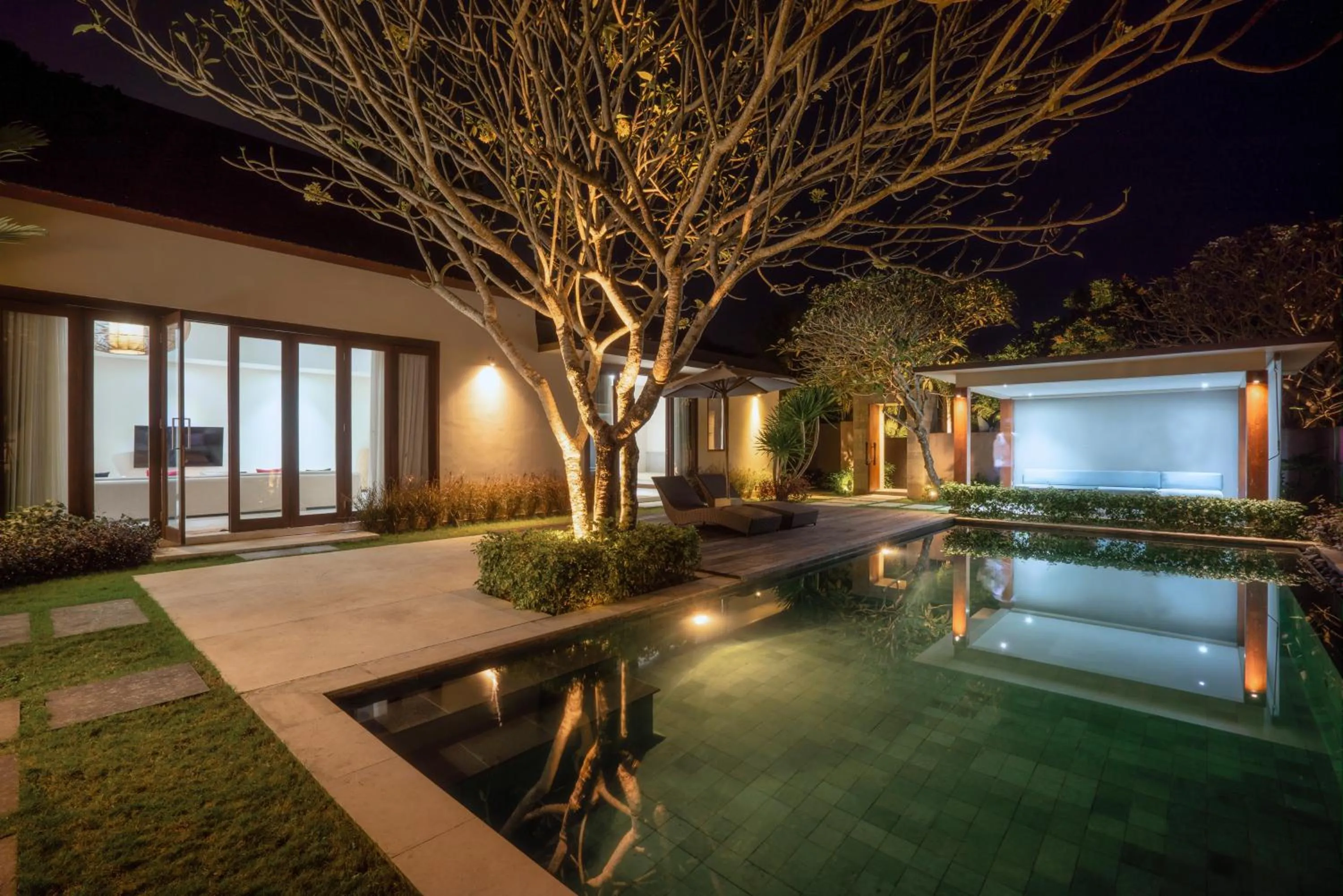 Swimming pool in Bale Mandala Villas