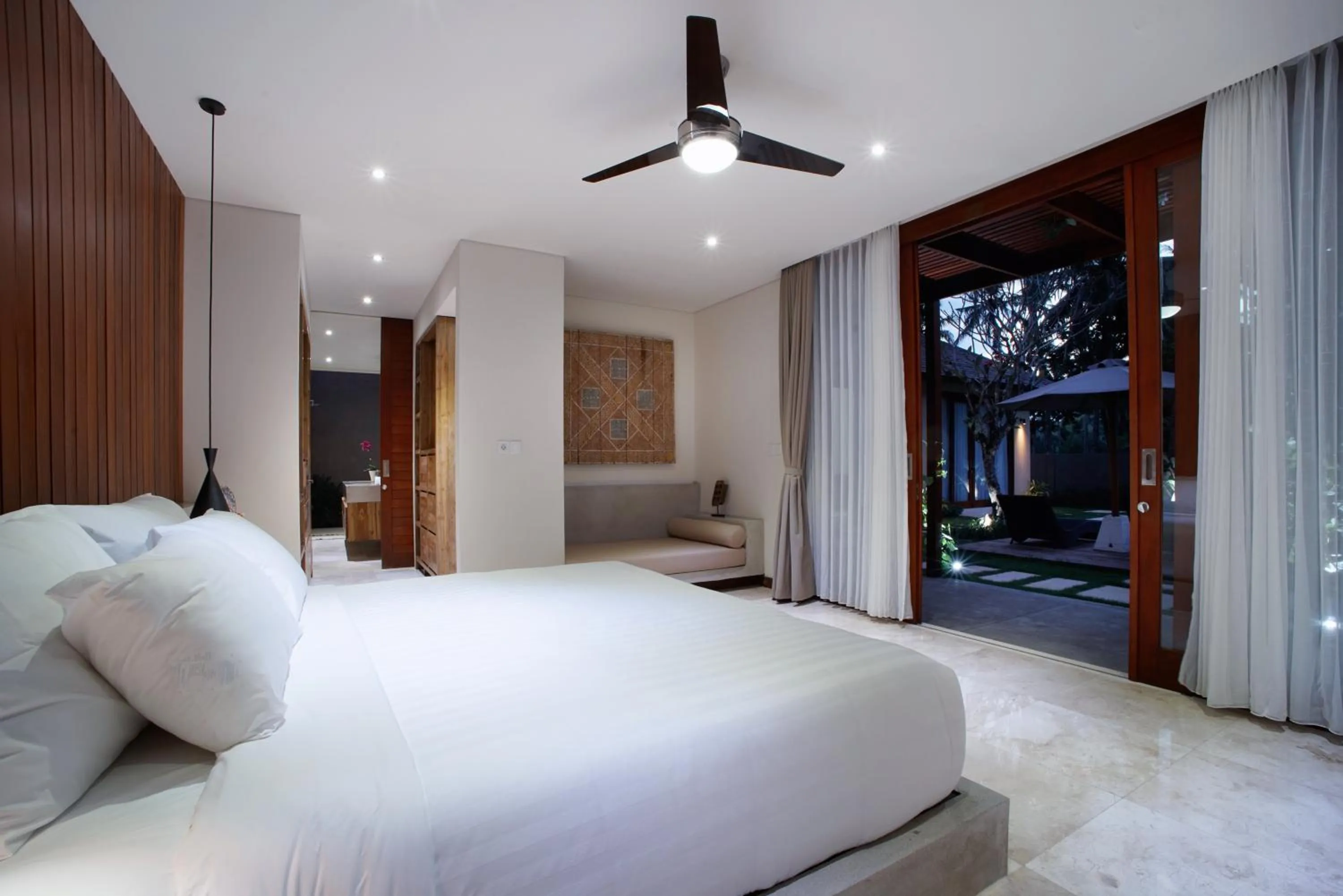 Bedroom, Bed in Bale Mandala Villas