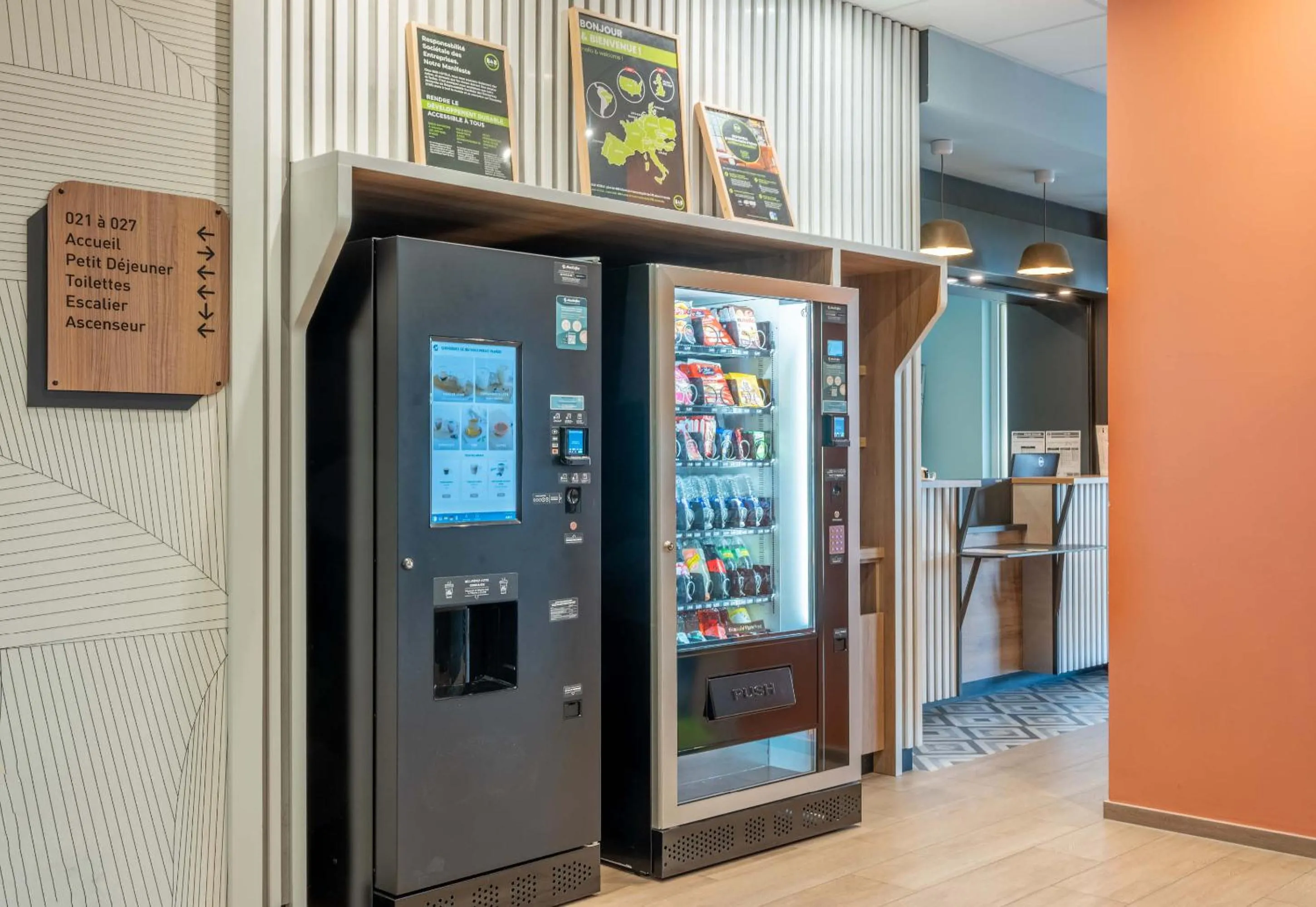 vending machine in B&B HOTEL Annecy Cran-Gevrier