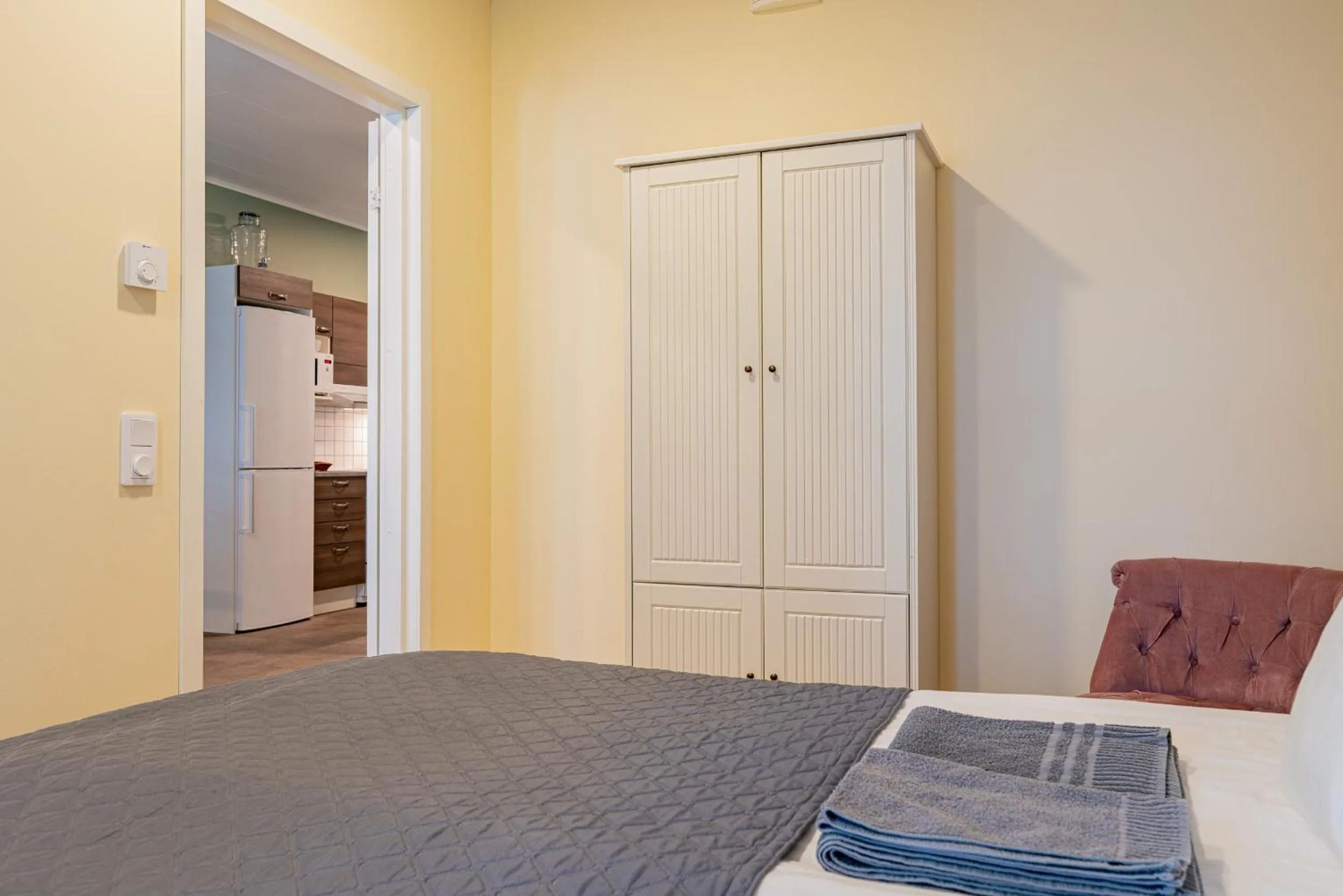 Decorative detail, Bed in Saimaa Life Apartments