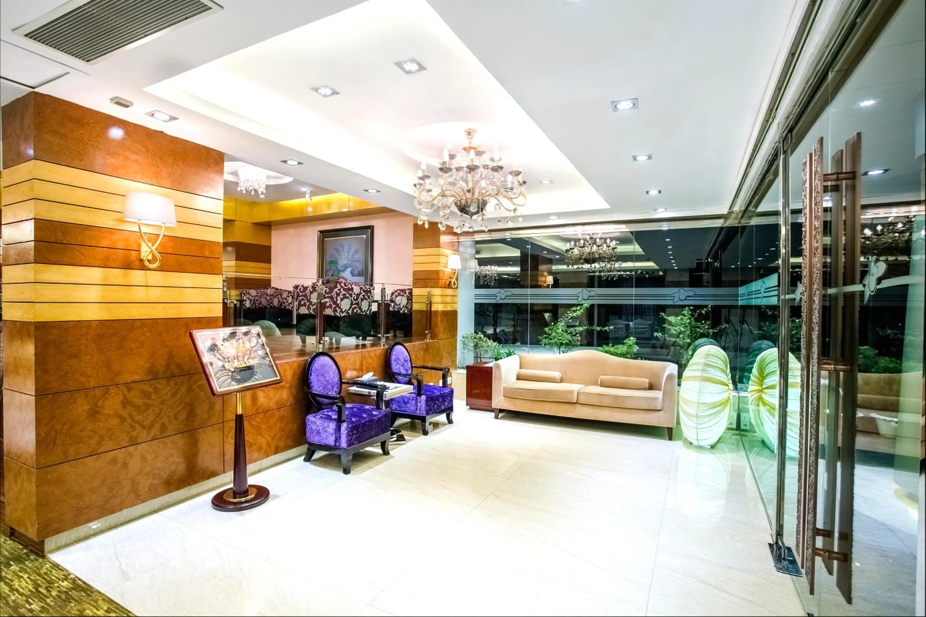 Lobby or reception in Bengal Blueberry