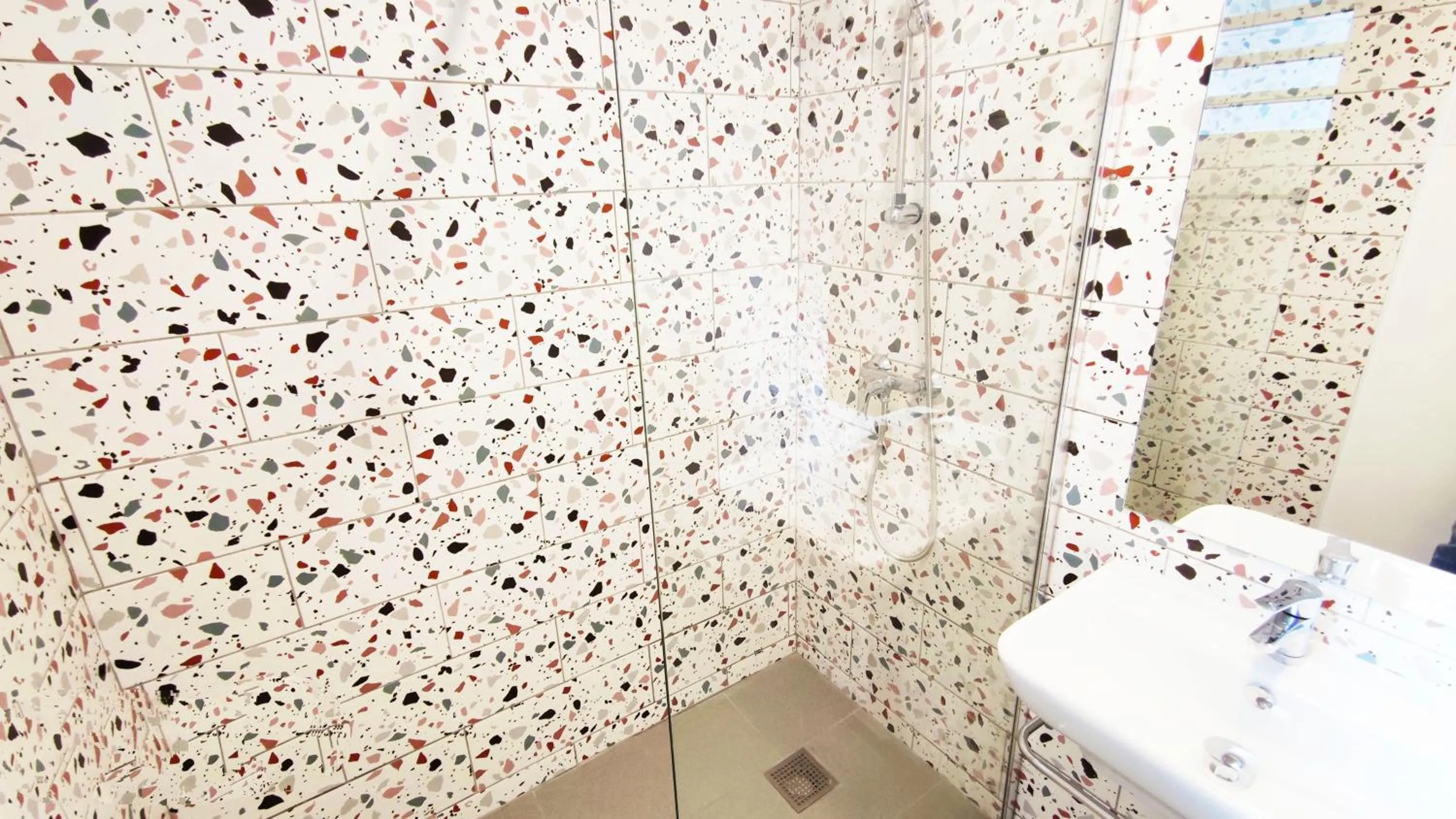 Shower in Les Aigrettes