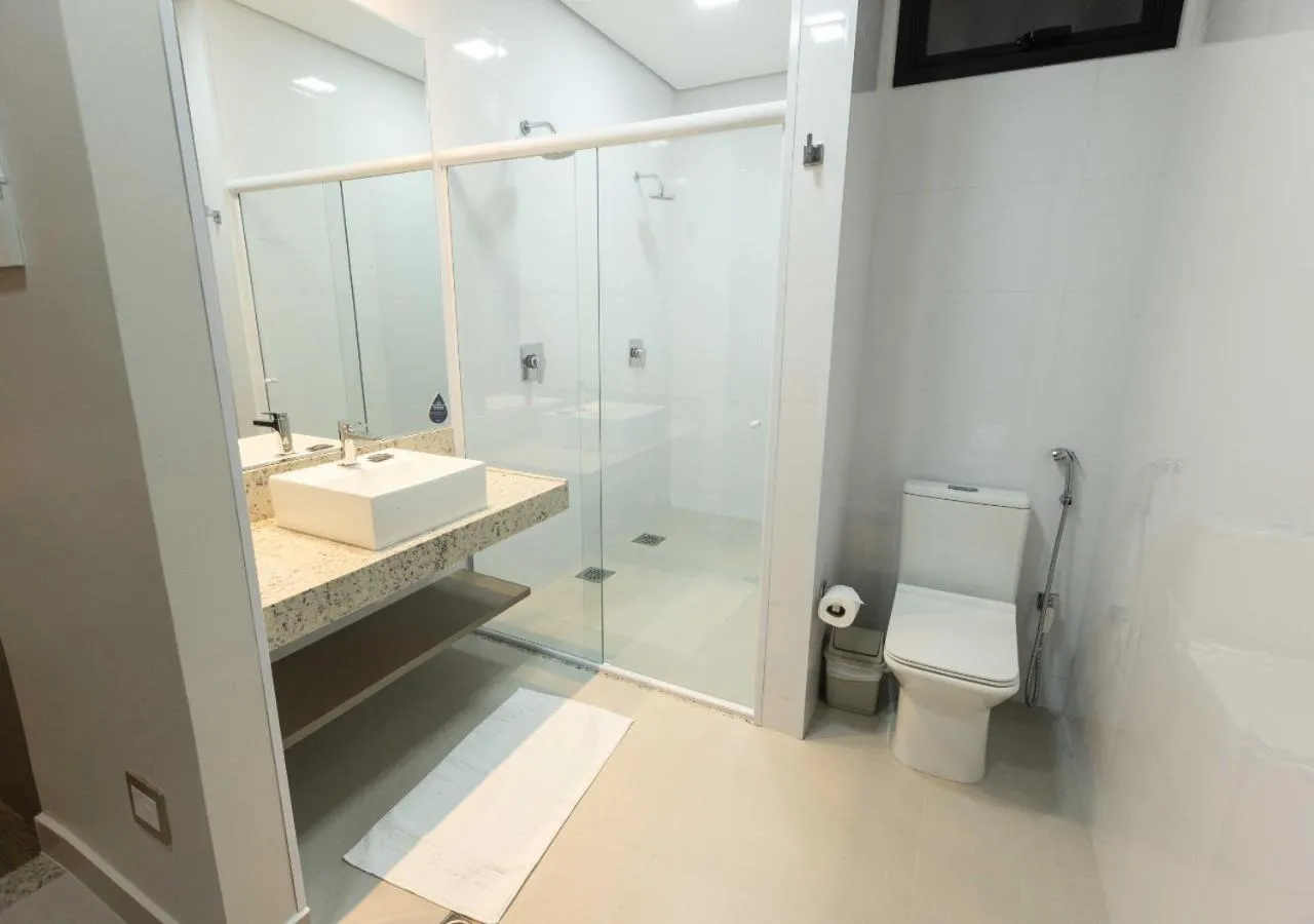 Bathroom in Rota 44 Hotel