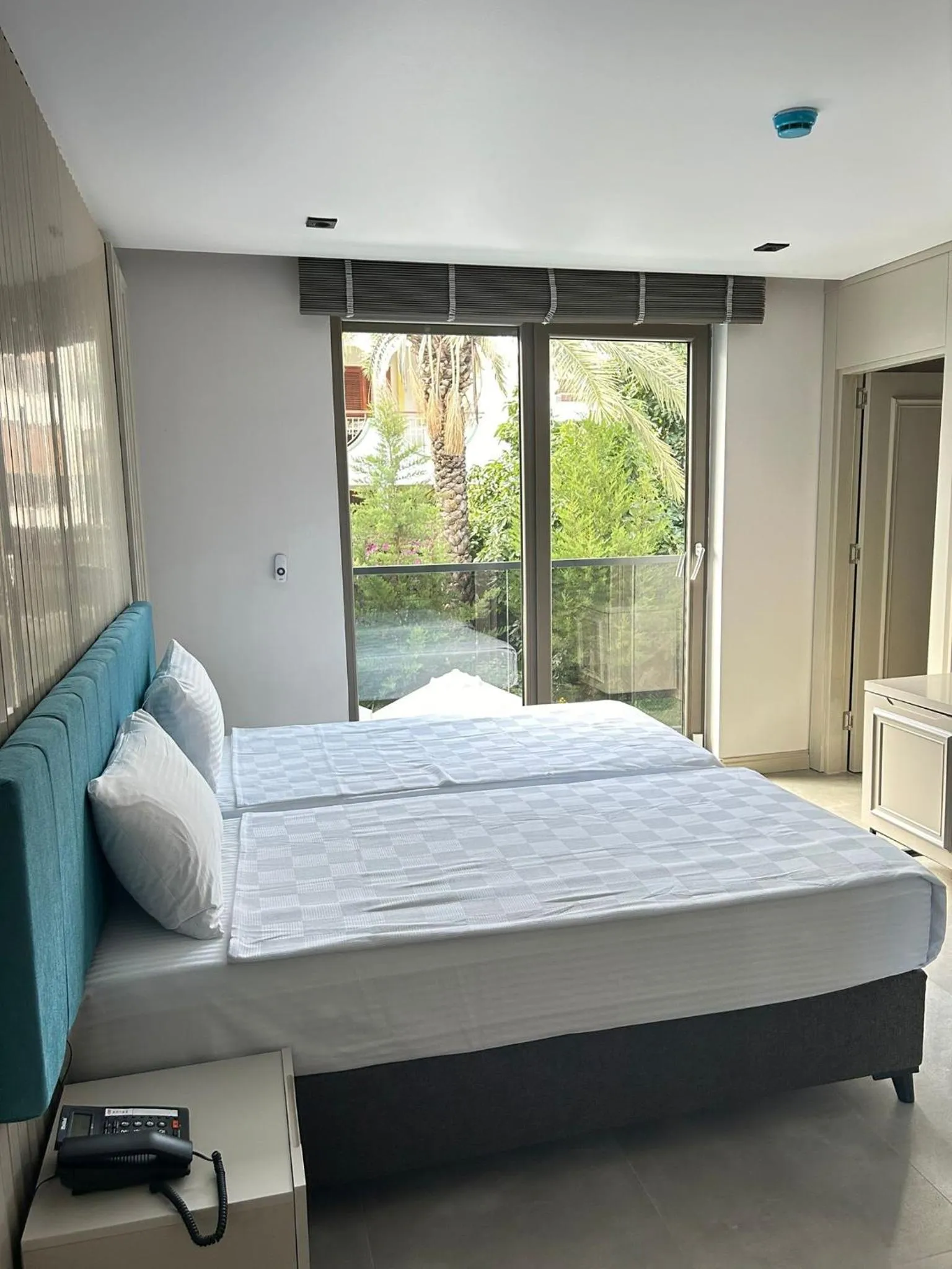 Bedroom, Bed in Sam Hotel