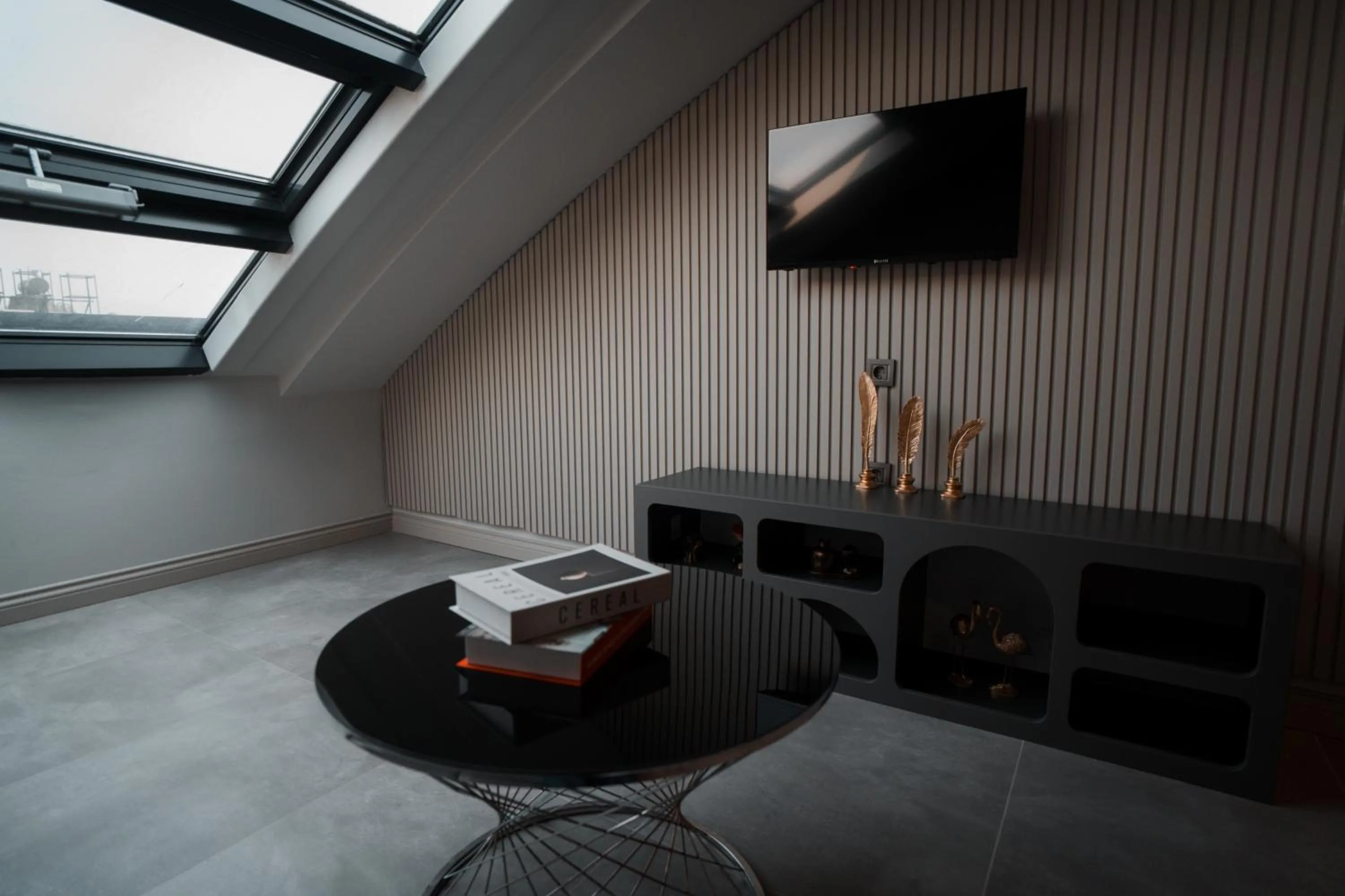 TV and multimedia in Sam Hotel