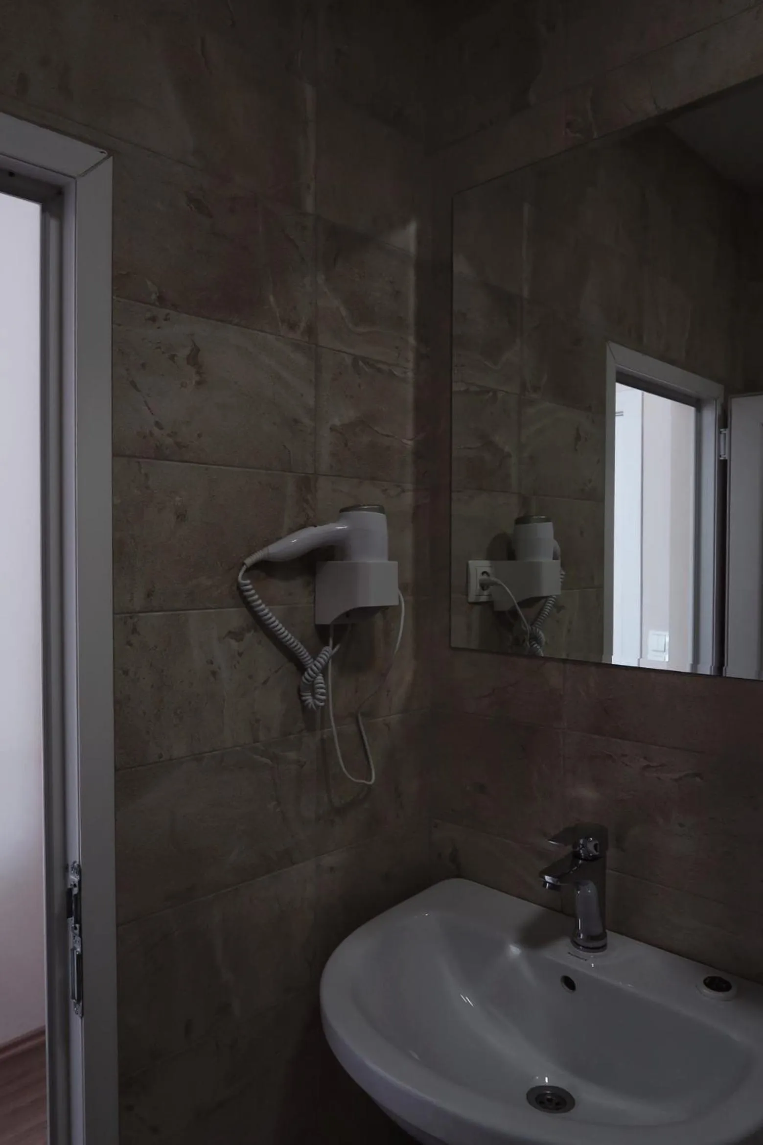 Shower in Hotel Antika