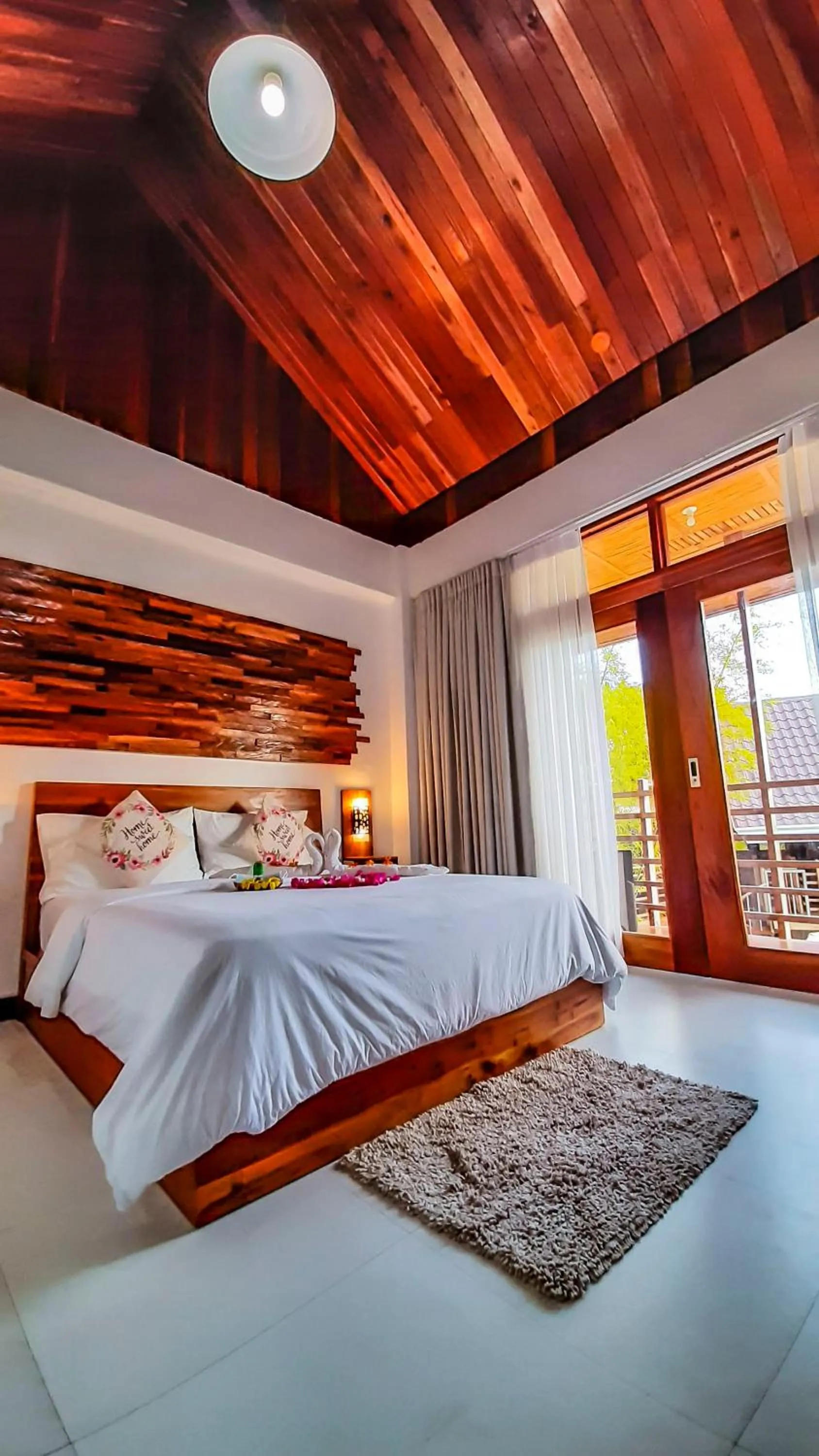 Bed in Ananda Resort