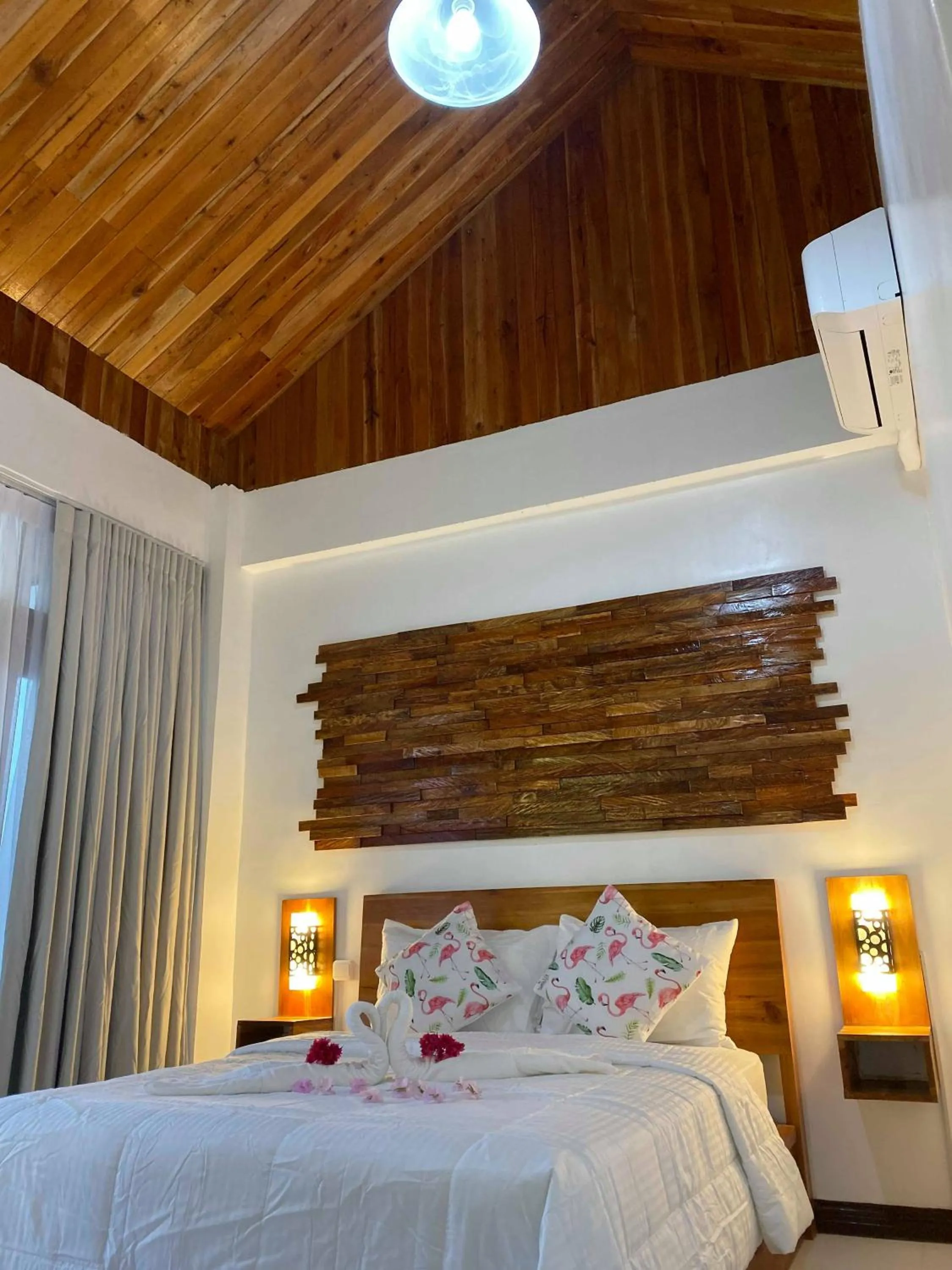 Bed in Ananda Resort