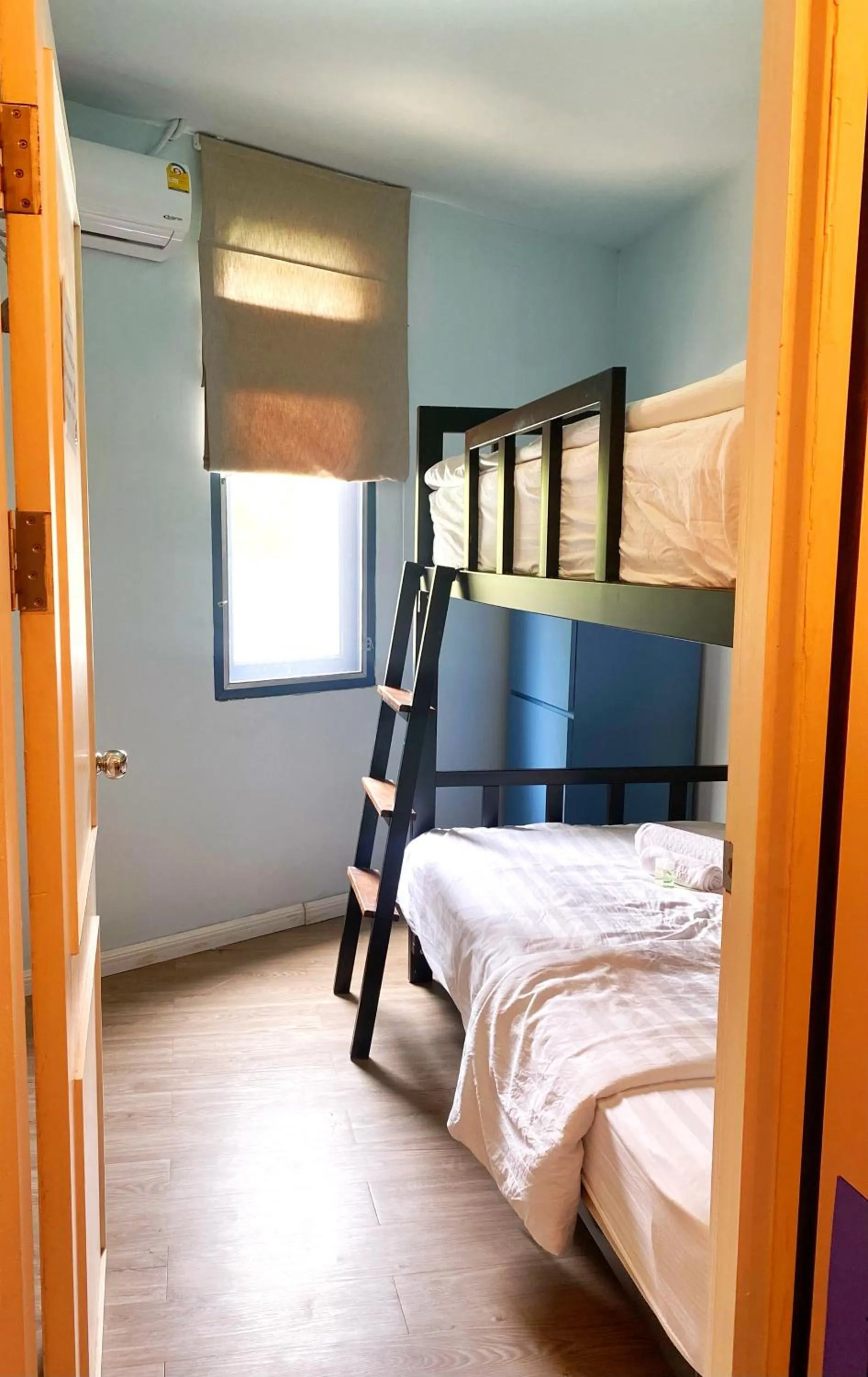 bunk bed in Visut House Hostel