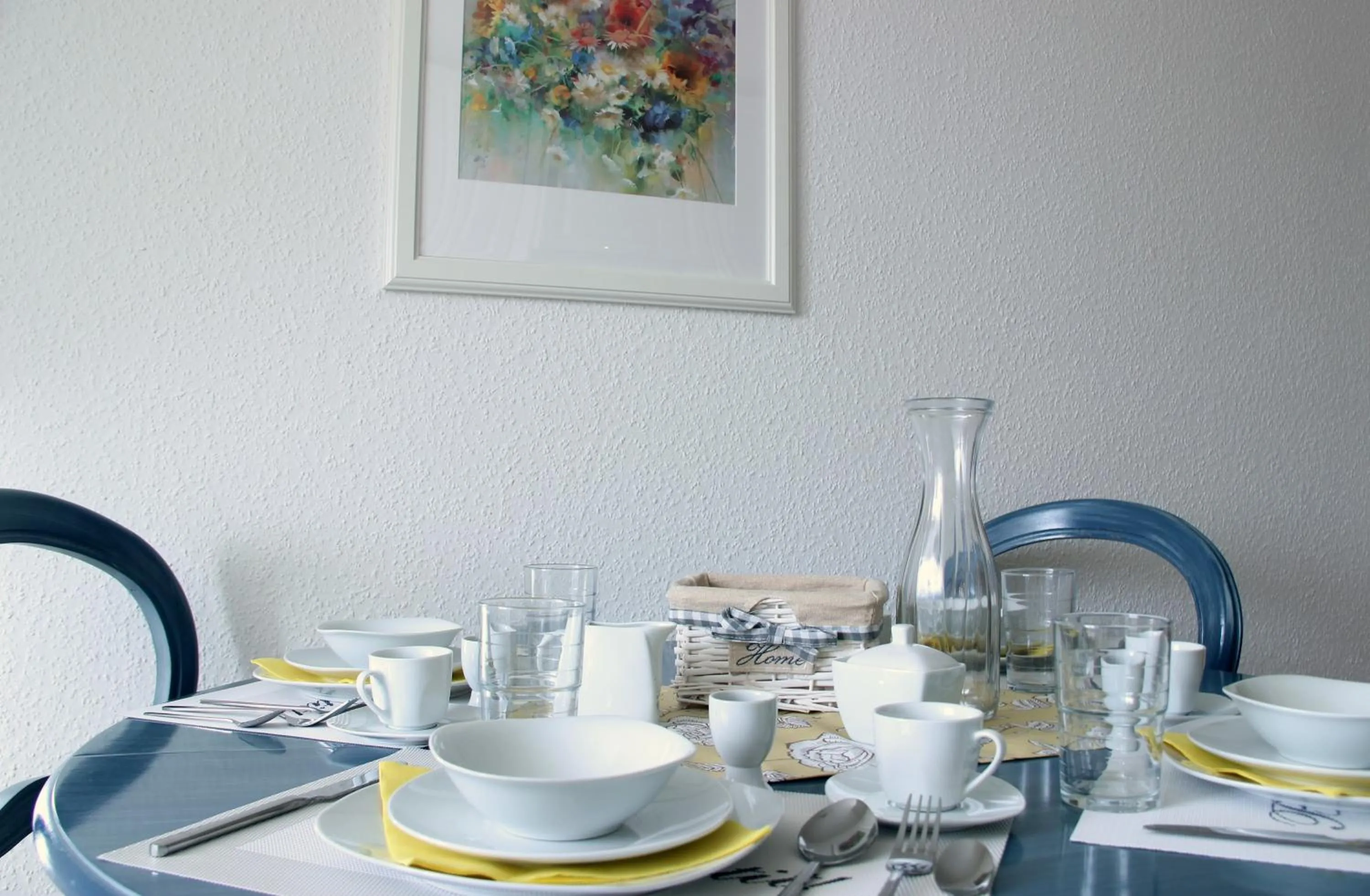 Kitchen or kitchenette in Leon Apartments