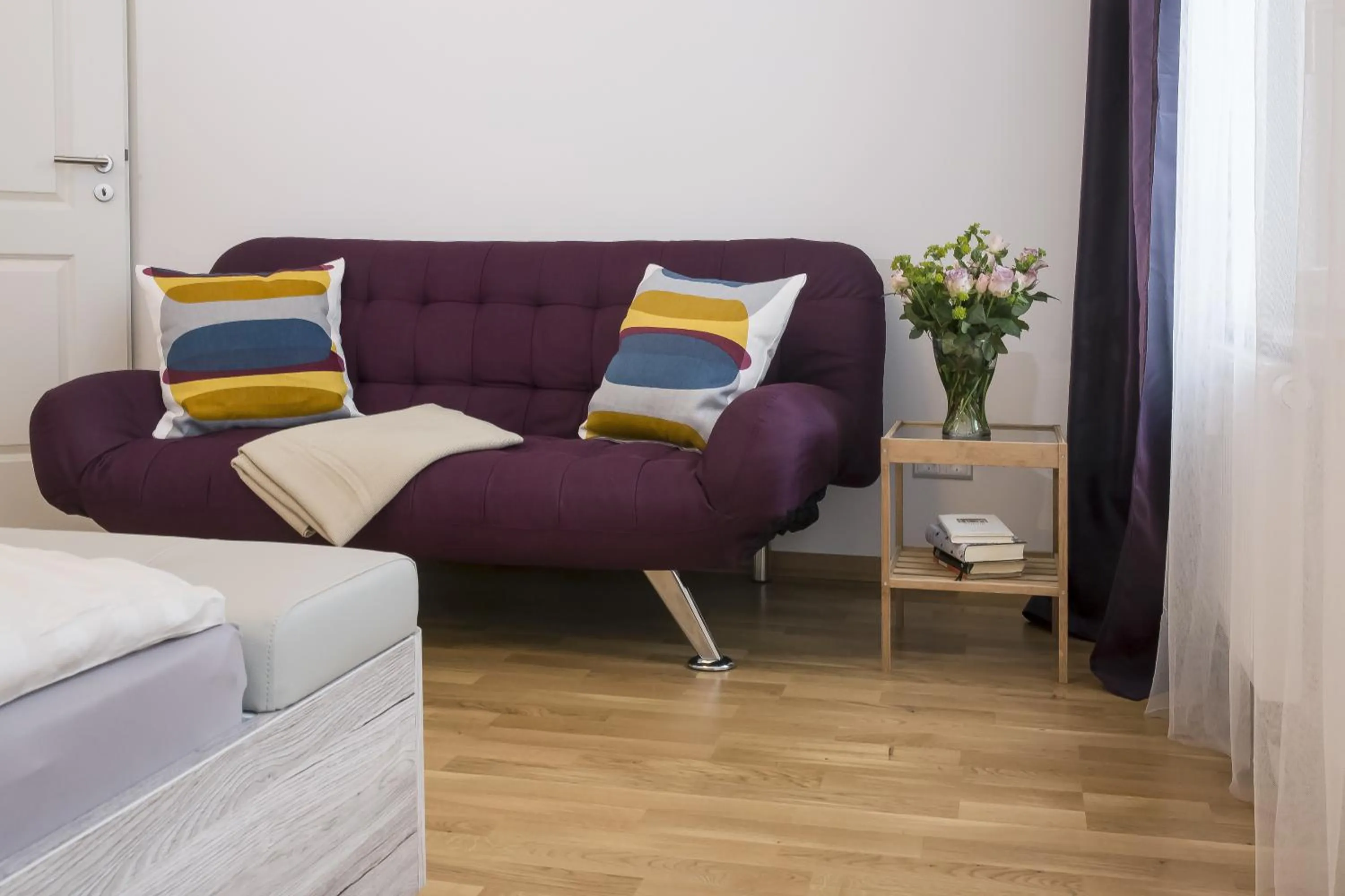 Bed in Leon Apartments