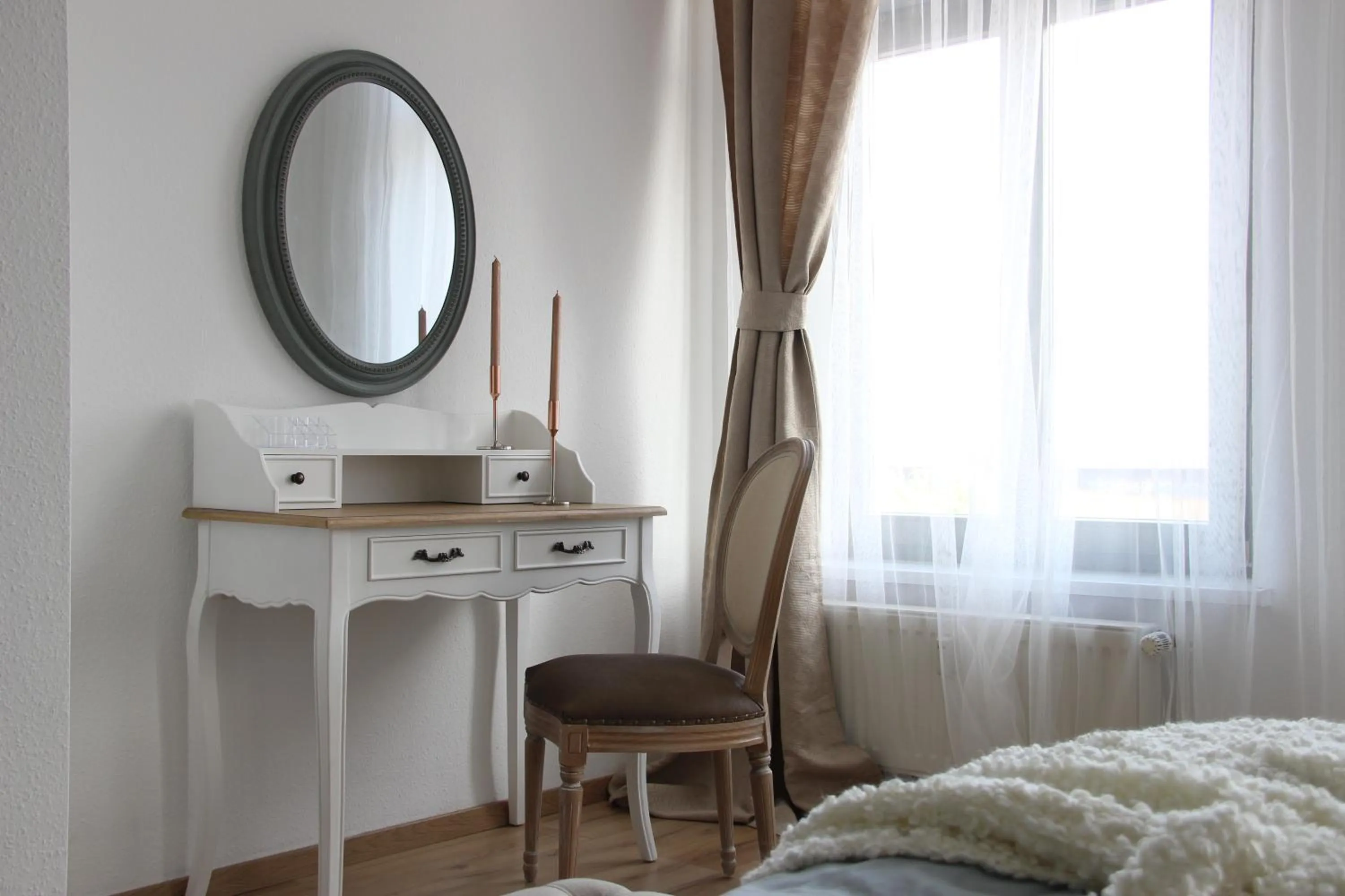 Bedroom in Leon Apartments