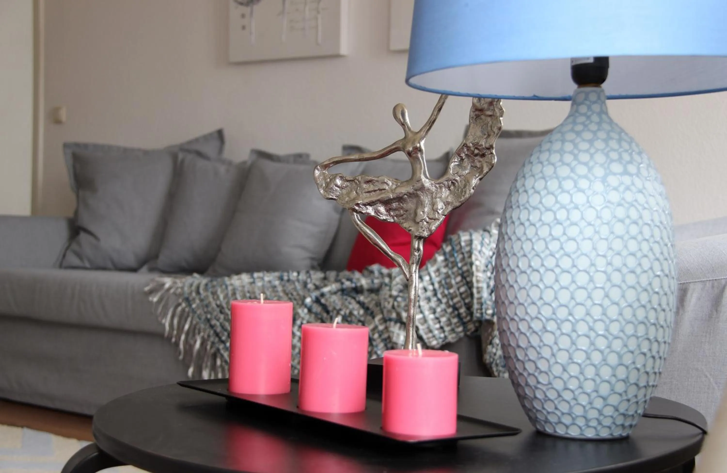 Decorative detail in Leon Apartments