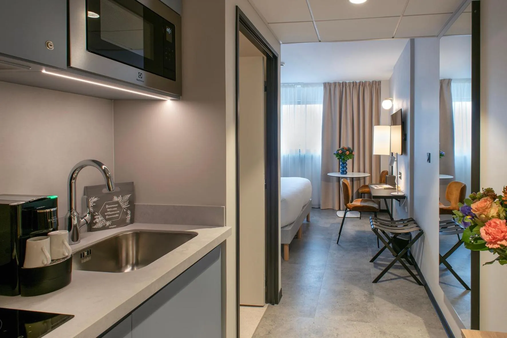 Kitchen or kitchenette in Sevenline Purpan Toulouse